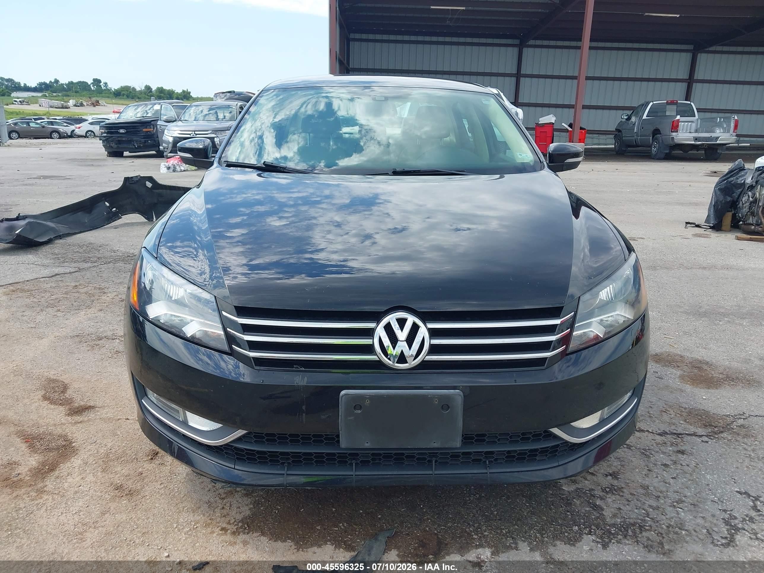 2015 Volkswagen Passat S Black vin: 1VWAT7A35FC117395
