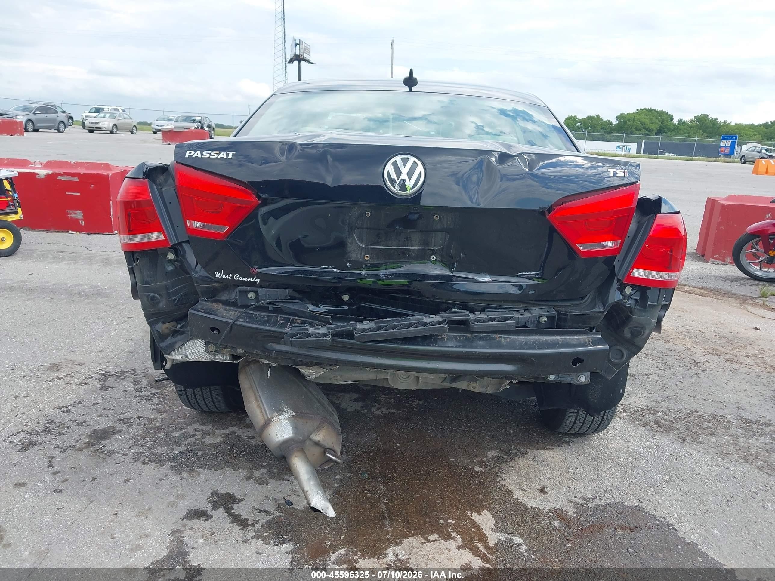 2015 Volkswagen Passat S Black vin: 1VWAT7A35FC117395