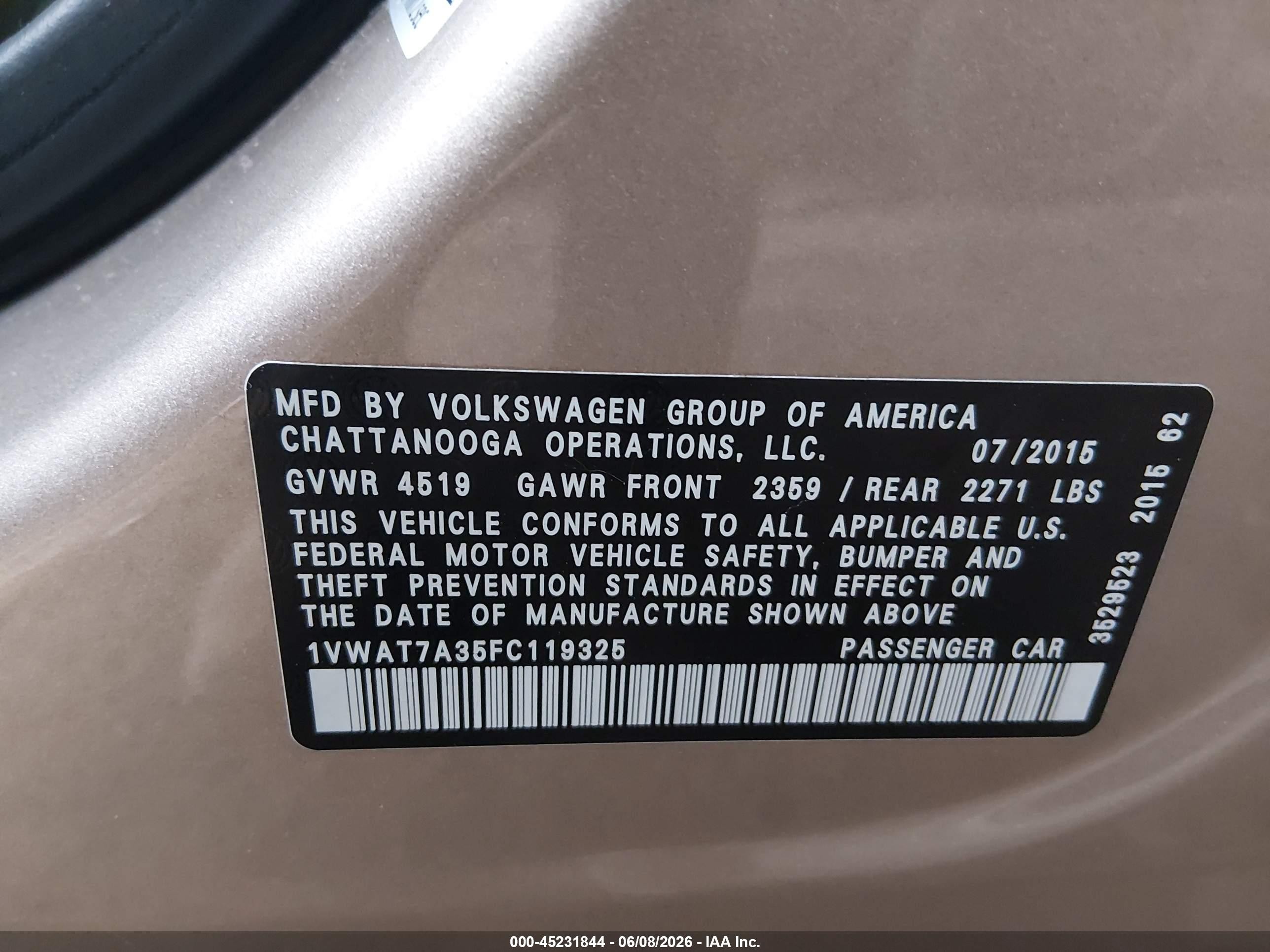 2015 Volkswagen Passat 1.8t Limited Edition Gold vin: 1VWAT7A35FC119325