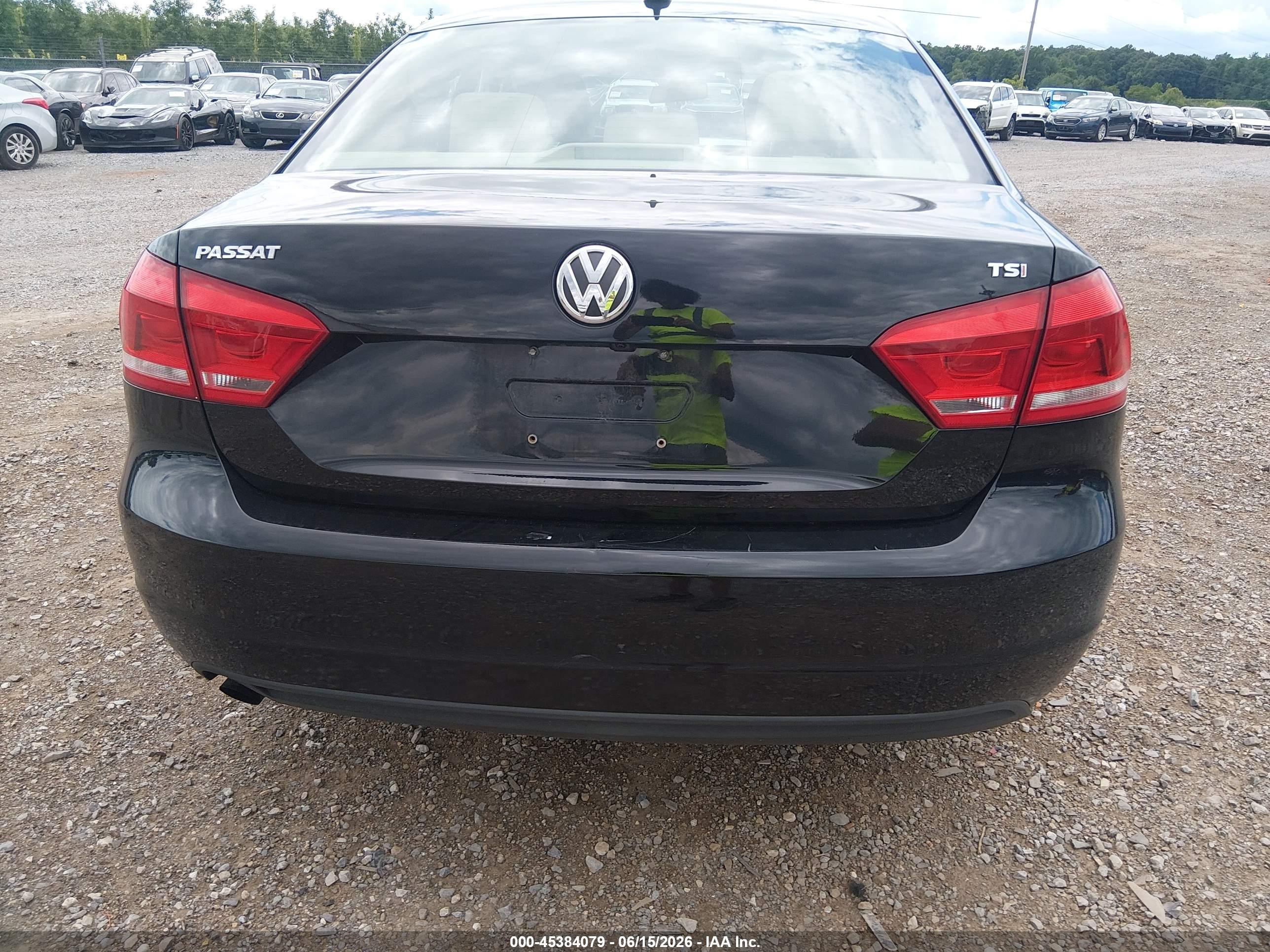 2015 Volkswagen Passat 1.8t Limited Edition Black vin: 1VWAT7A35FC122676