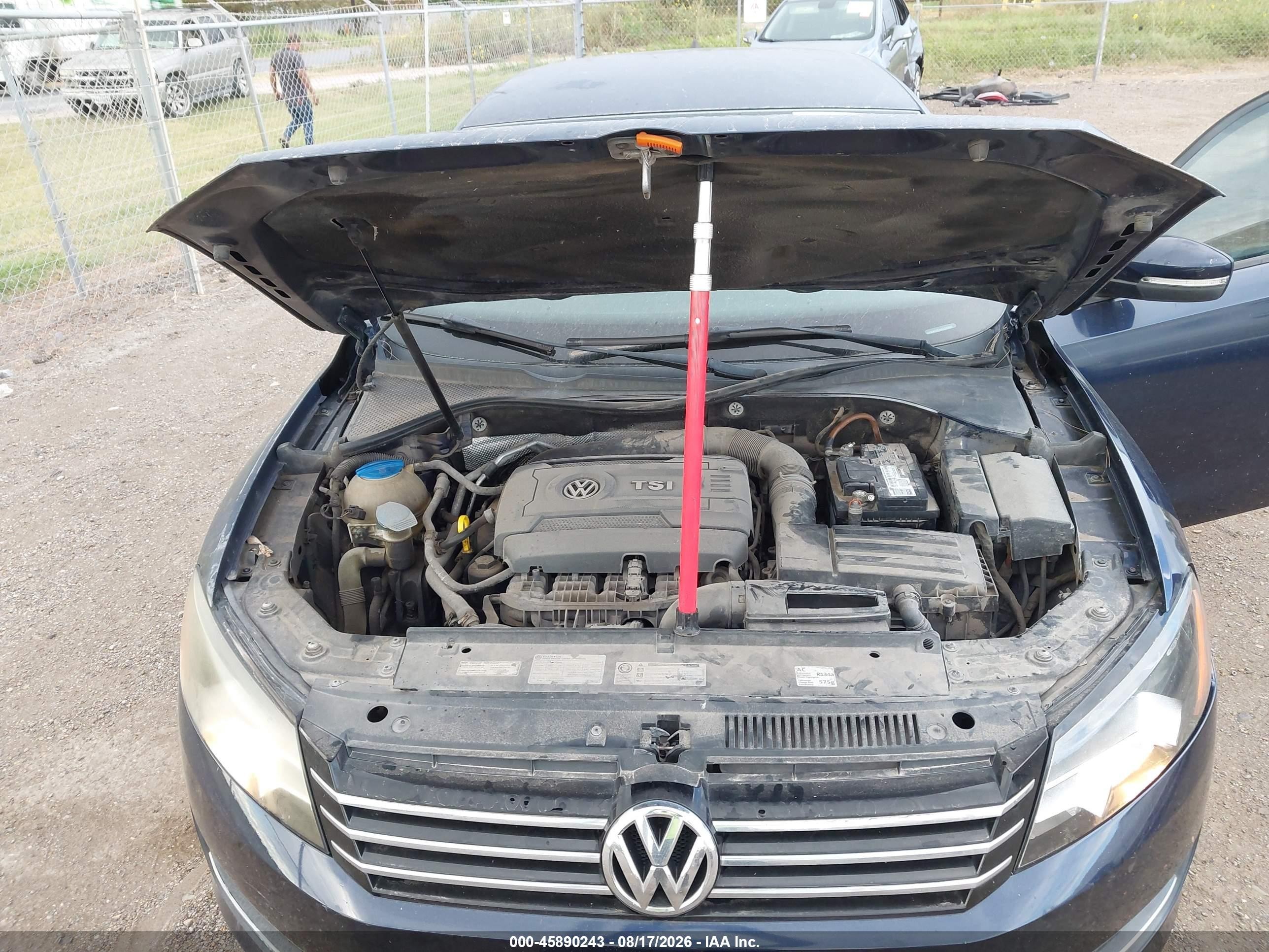 2014 Volkswagen Passat 1.8t S Blue vin: 1VWAT7A36EC035528