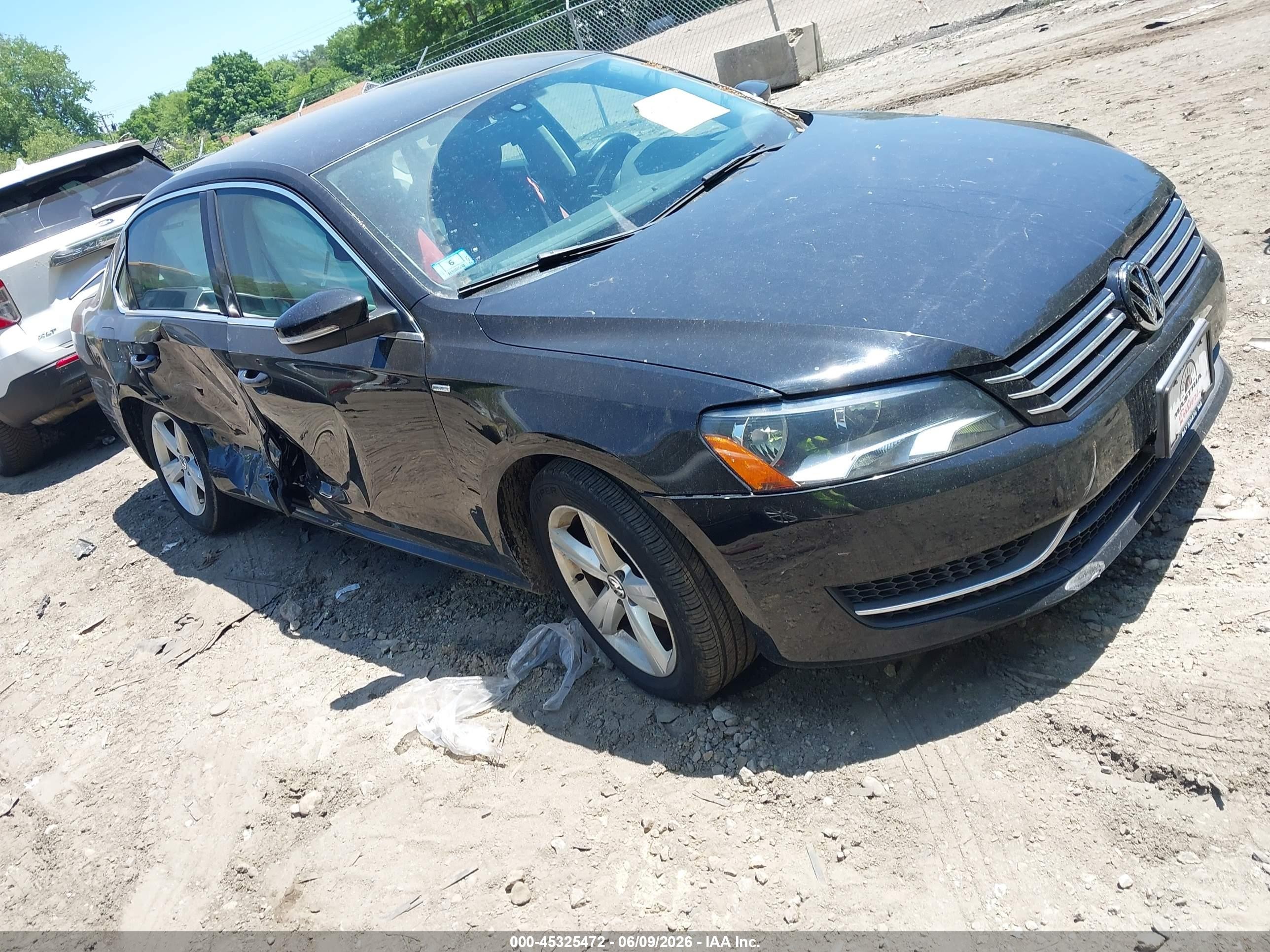 2014 Volkswagen Passat 1.8t Wolfsburg Edition Черный vin: 1VWAT7A36EC035965