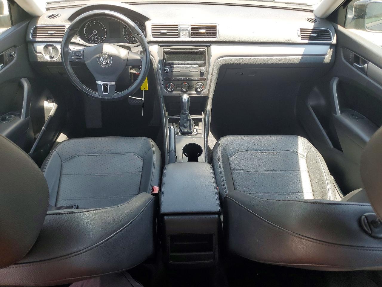 2014 Volkswagen Passat S Black vin: 1VWAT7A36EC095003