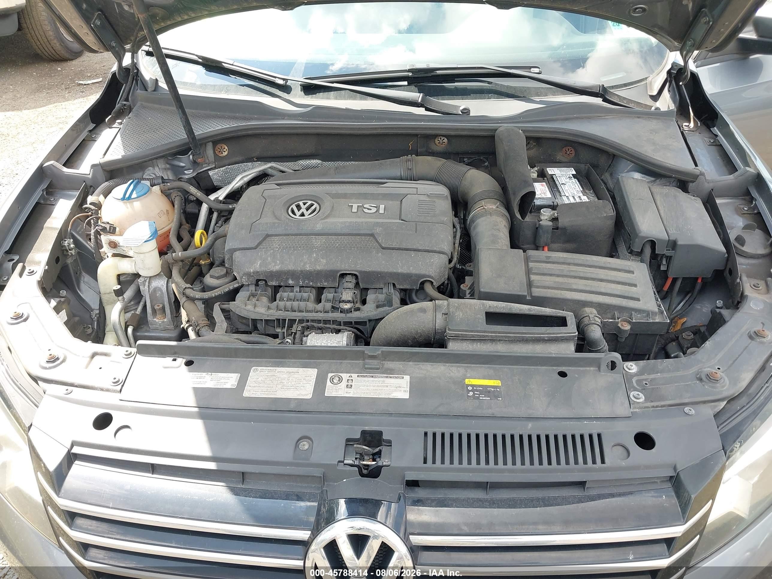 2014 Volkswagen Passat 1.8t Wolfsburg Edition Gray vin: 1VWAT7A36EC103083