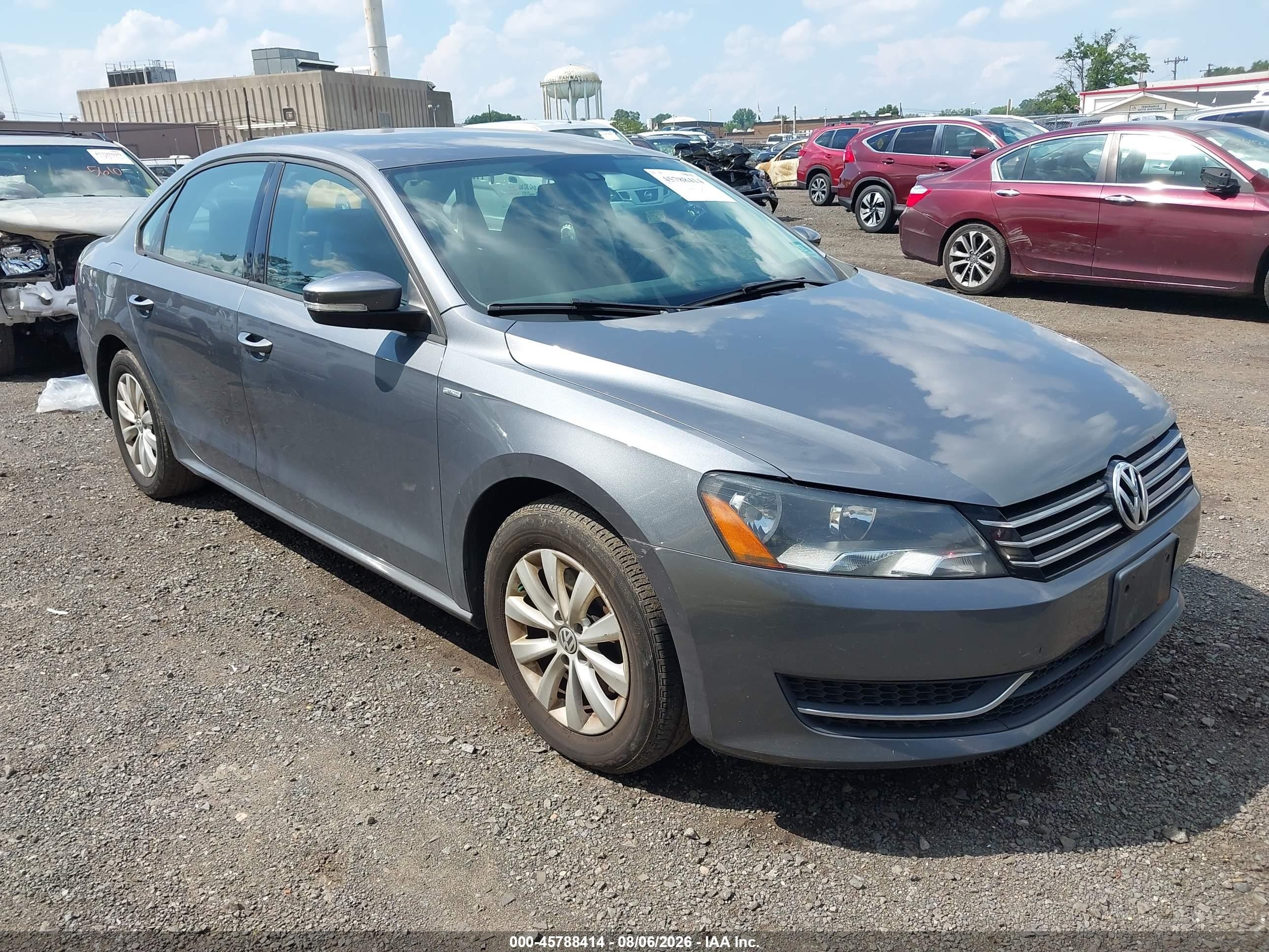 2014 Volkswagen Passat 1.8t Wolfsburg Edition Gray vin: 1VWAT7A36EC103083