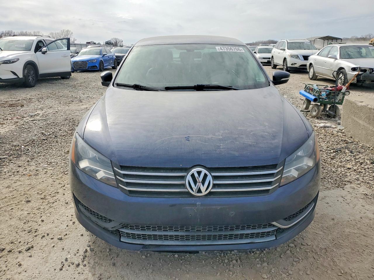 2015 Volkswagen Passat S Blue vin: 1VWAT7A36FC020397