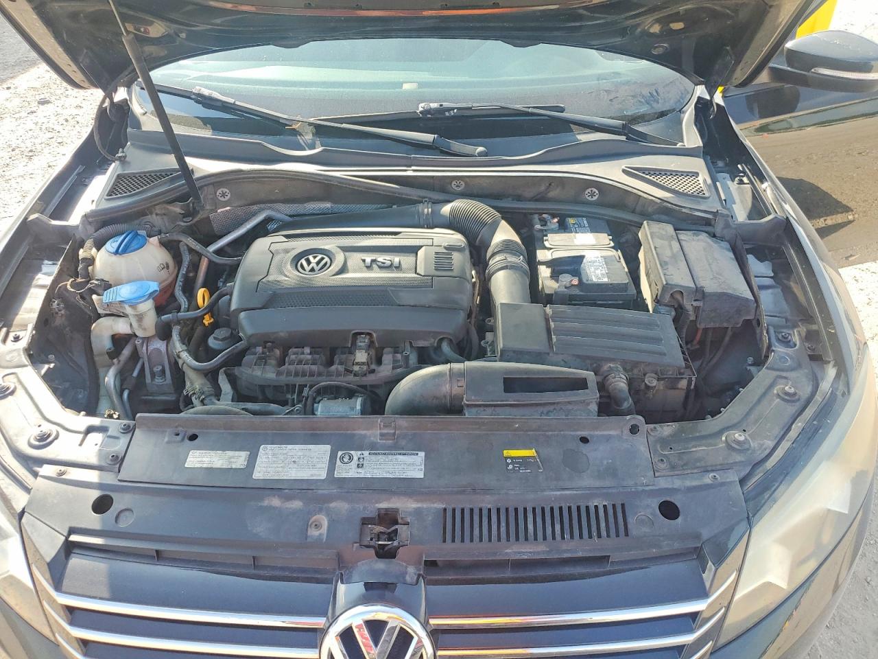 2015 Volkswagen Passat S Черный vin: 1VWAT7A36FC060530