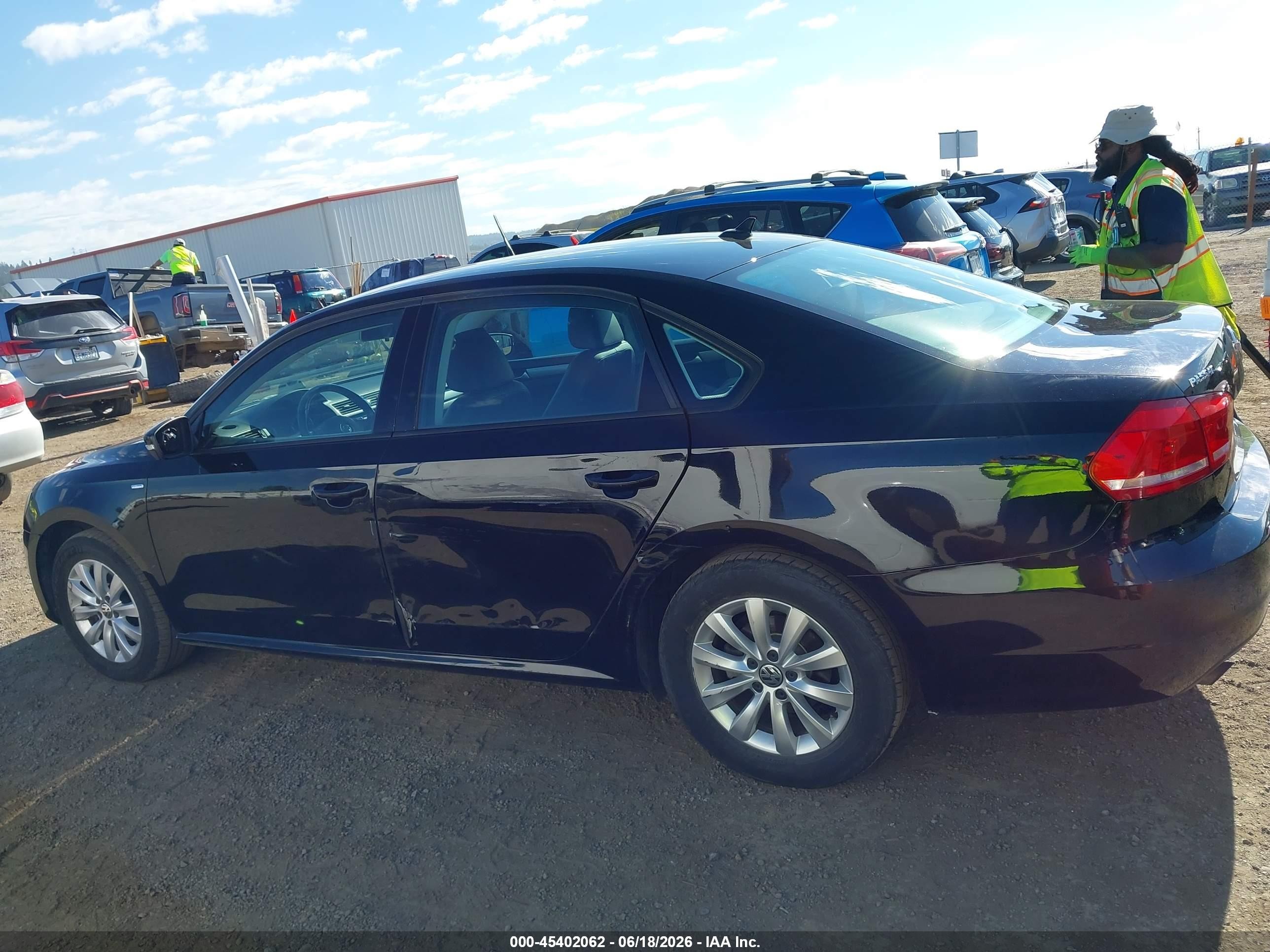 2015 Volkswagen Passat 1.8t Wolfsburg Edition Black vin: 1VWAT7A36FC080714