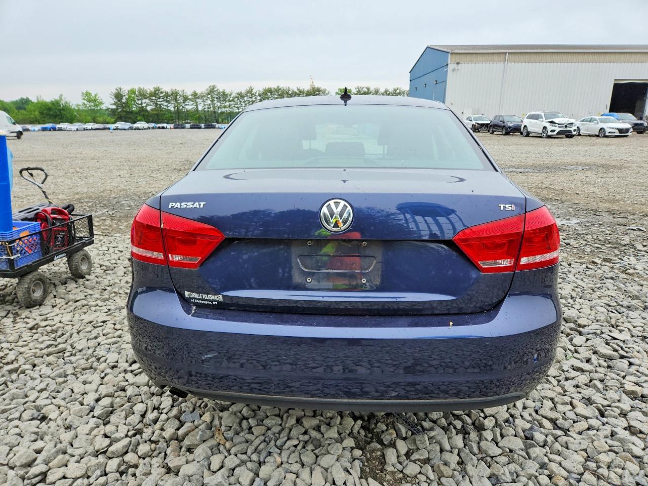 2015 Volkswagen Passat S Blue vin: 1VWAT7A36FC101769