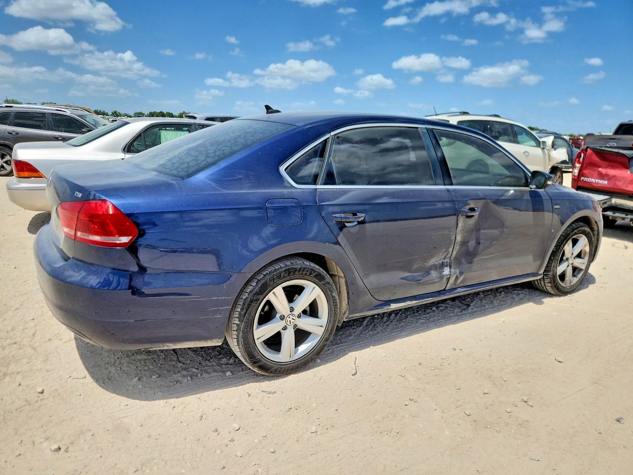 2015 Volkswagen Passat S Blue vin: 1VWAT7A36FC117714