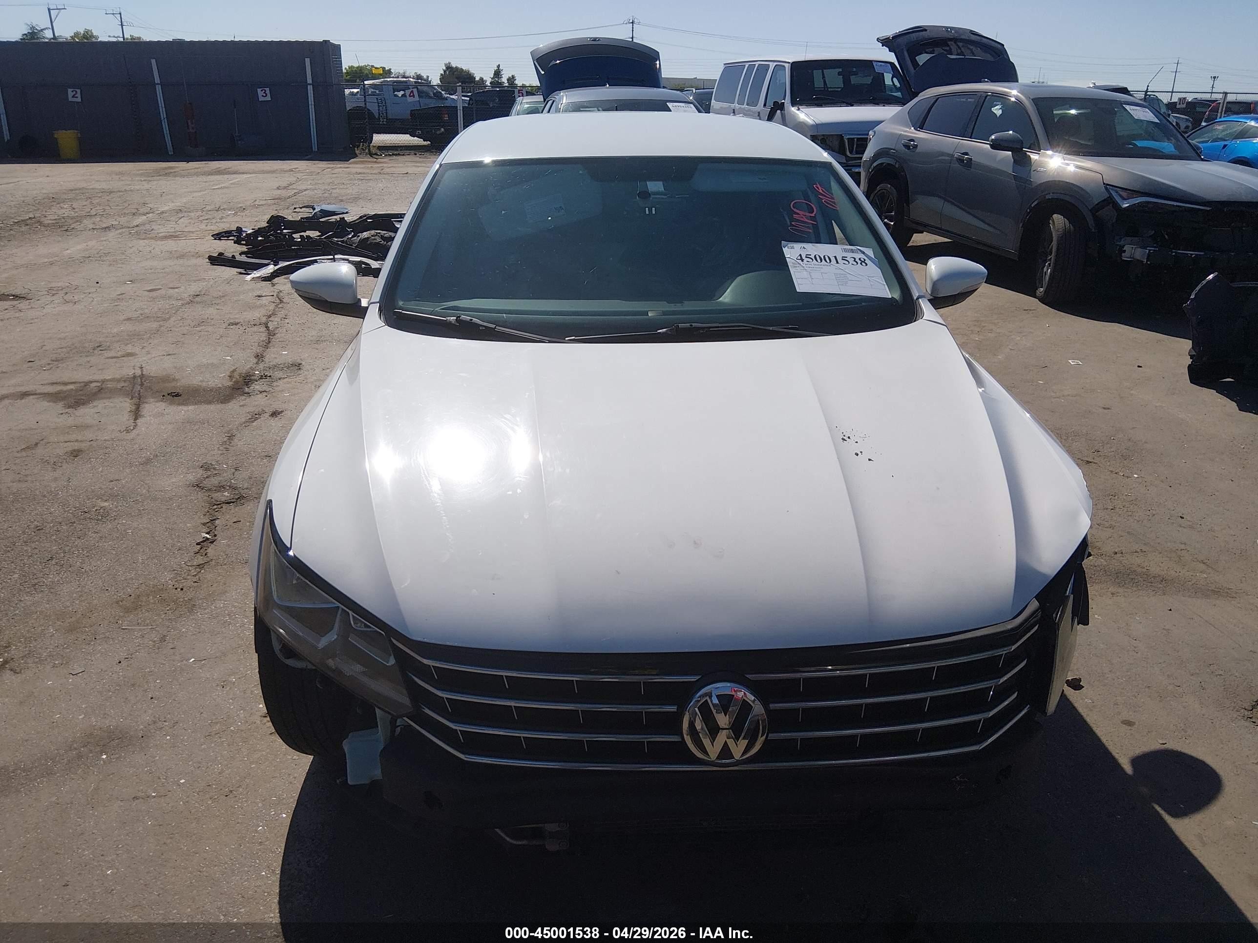 2017 Volkswagen Passat 1.8t S White vin: 1VWAT7A36HC043147