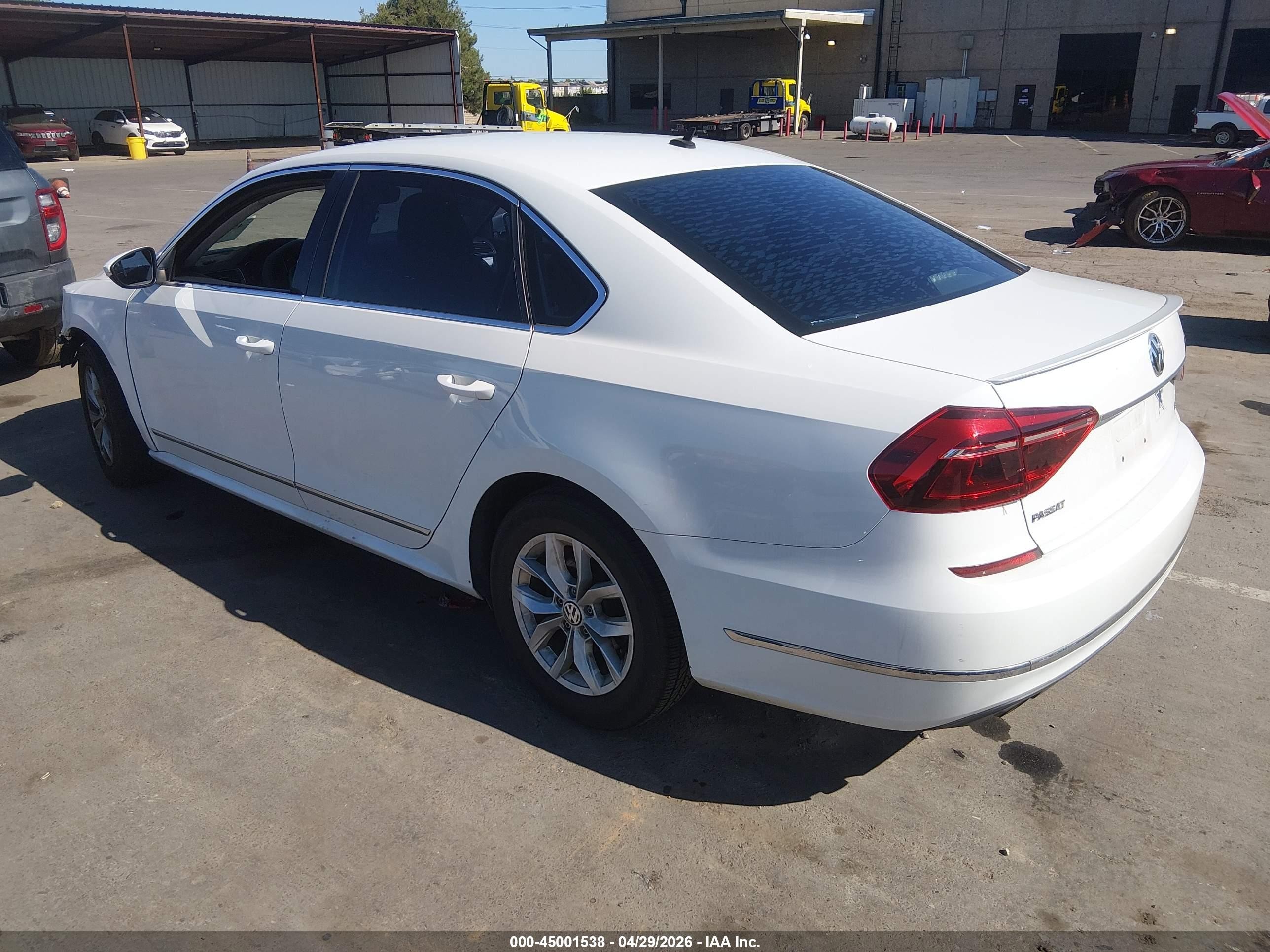 2017 Volkswagen Passat 1.8t S White vin: 1VWAT7A36HC043147