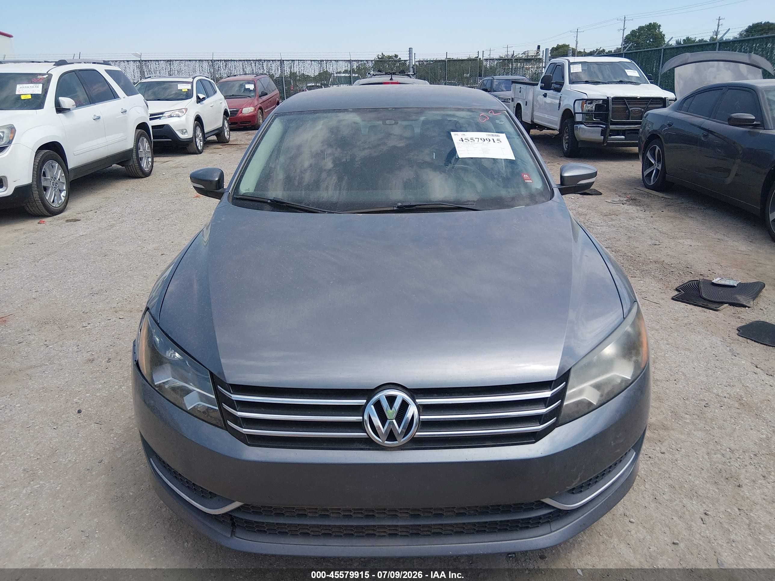 2015 Volkswagen Passat 1.8t Wolfsburg Edition Gray vin: 1VWAT7A37FC052176