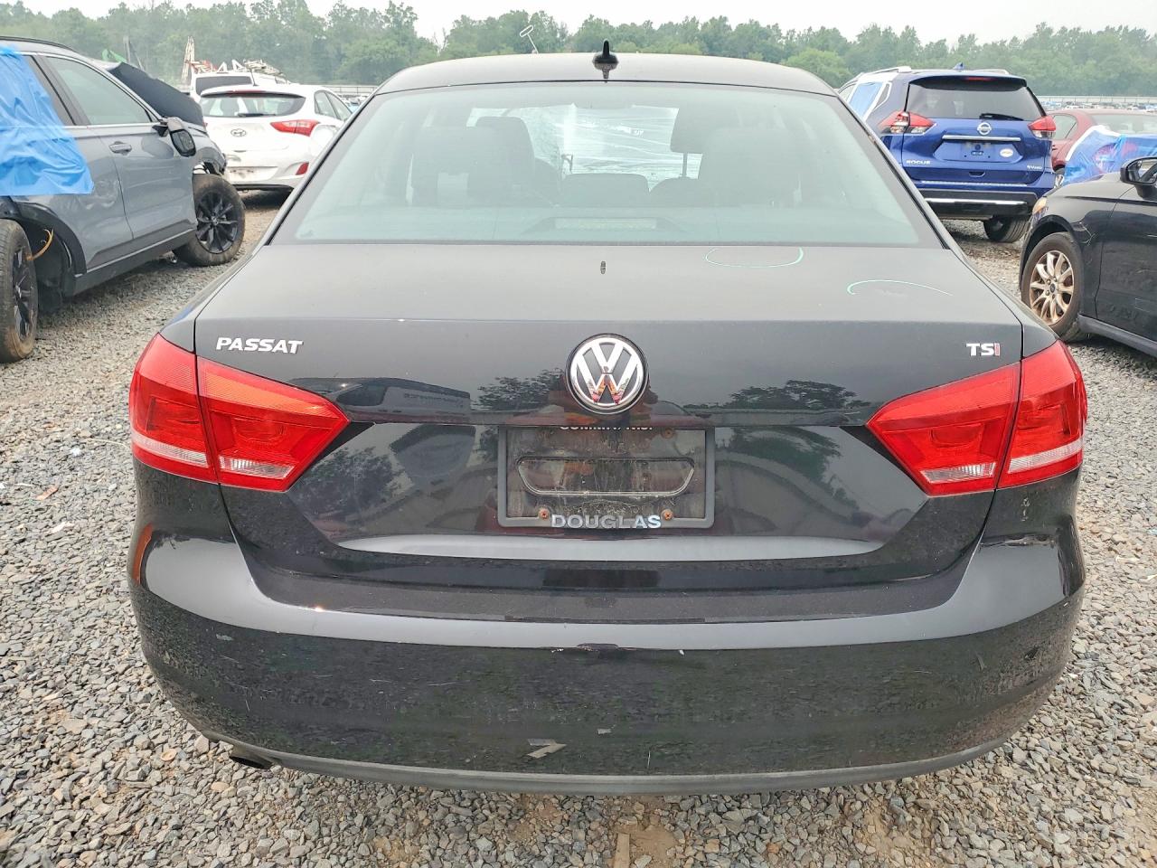 2015 Volkswagen Passat S Black vin: 1VWAT7A37FC055353