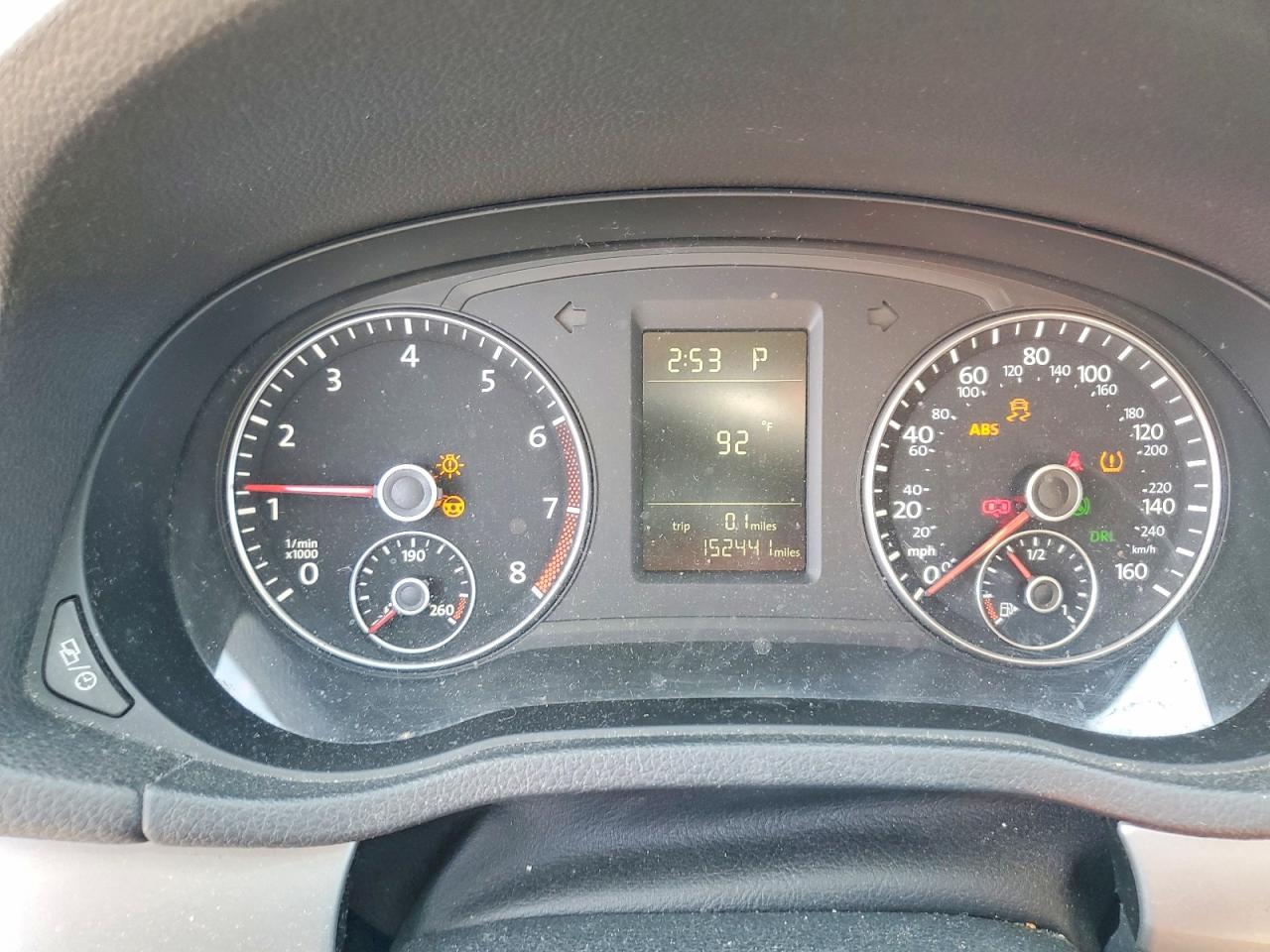 2015 Volkswagen Passat S Серебряный vin: 1VWAT7A37FC056700