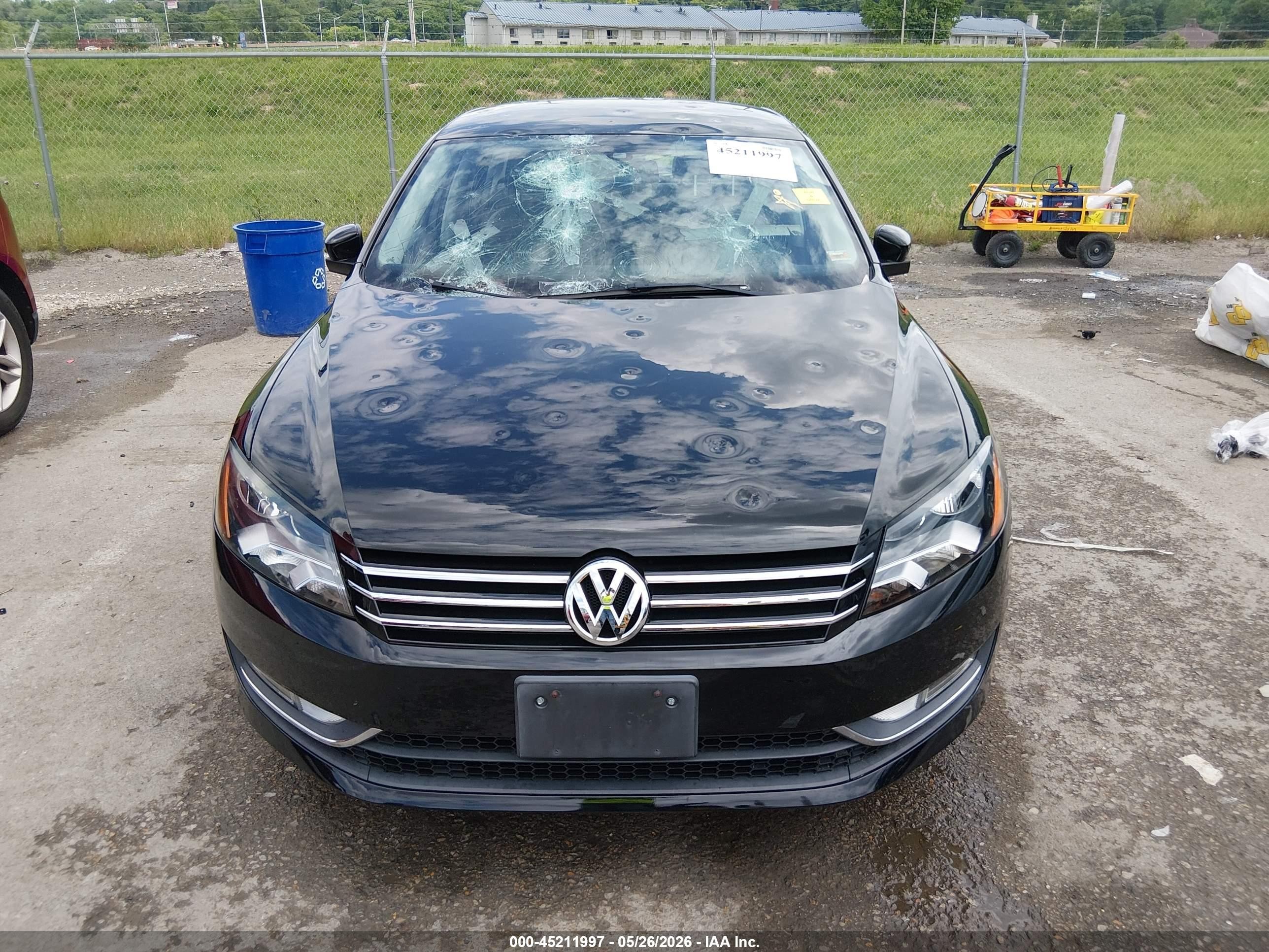 2015 Volkswagen Passat 1.8t Limited Edition Черный vin: 1VWAT7A37FC086571