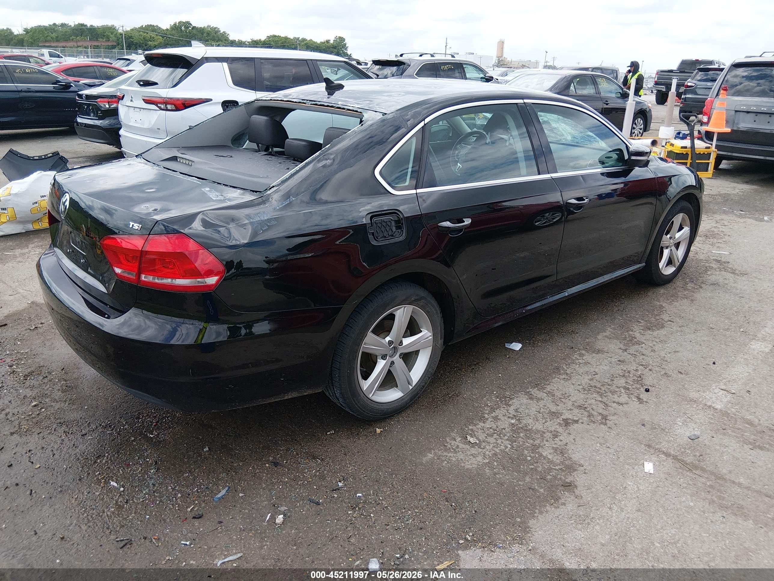 2015 Volkswagen Passat 1.8t Limited Edition Черный vin: 1VWAT7A37FC086571