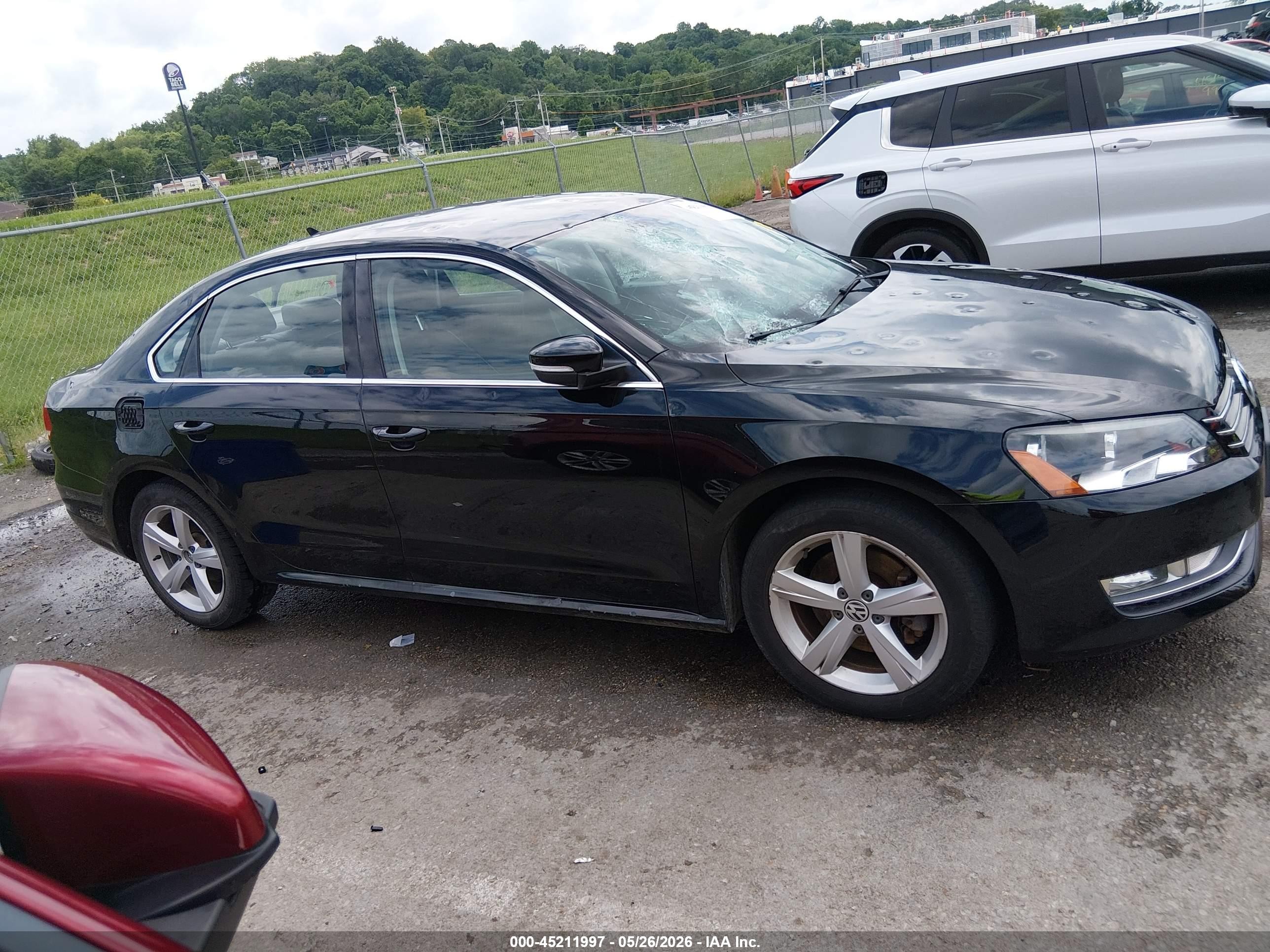 2015 Volkswagen Passat 1.8t Limited Edition Черный vin: 1VWAT7A37FC086571