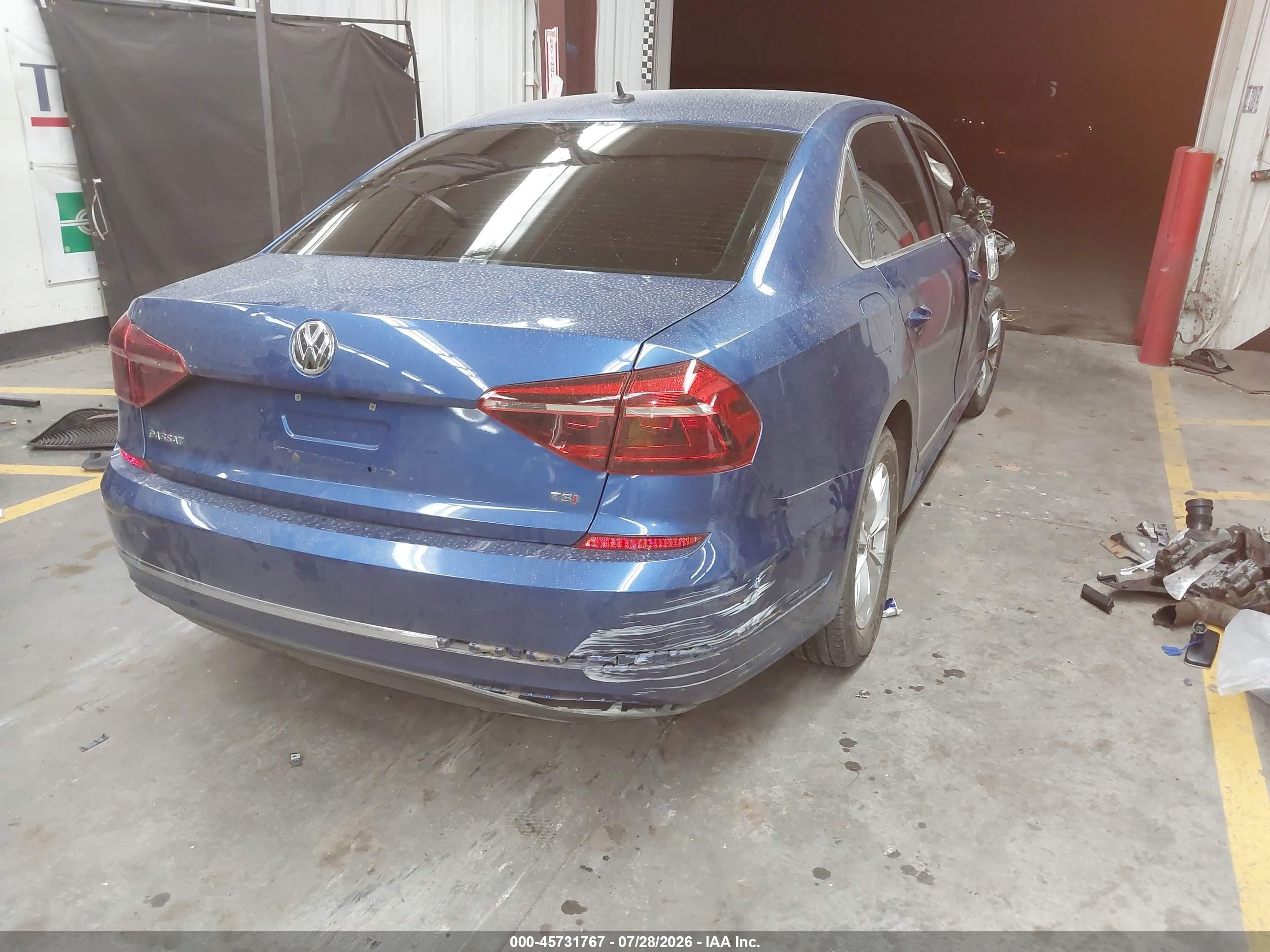 2017 Volkswagen Passat 1.8t S Blue vin: 1VWAT7A37HC012358