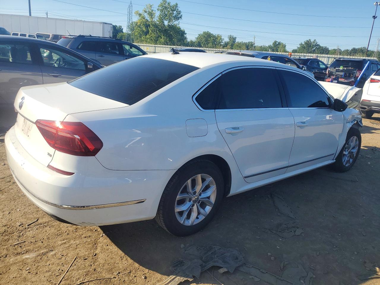 2017 Volkswagen Passat S White vin: 1VWAT7A37HC077601