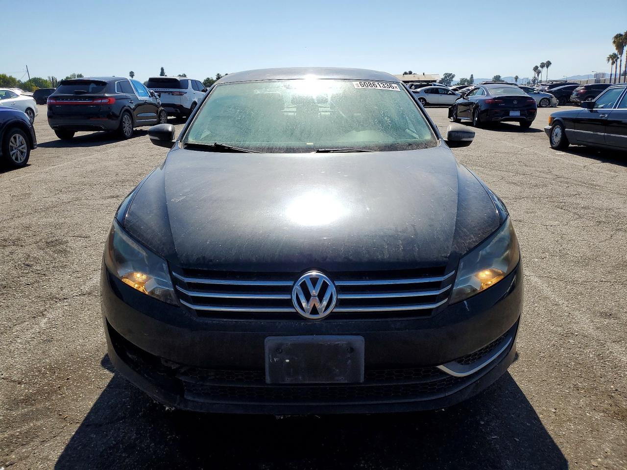 2014 Volkswagen Passat S Black vin: 1VWAT7A38EC044392