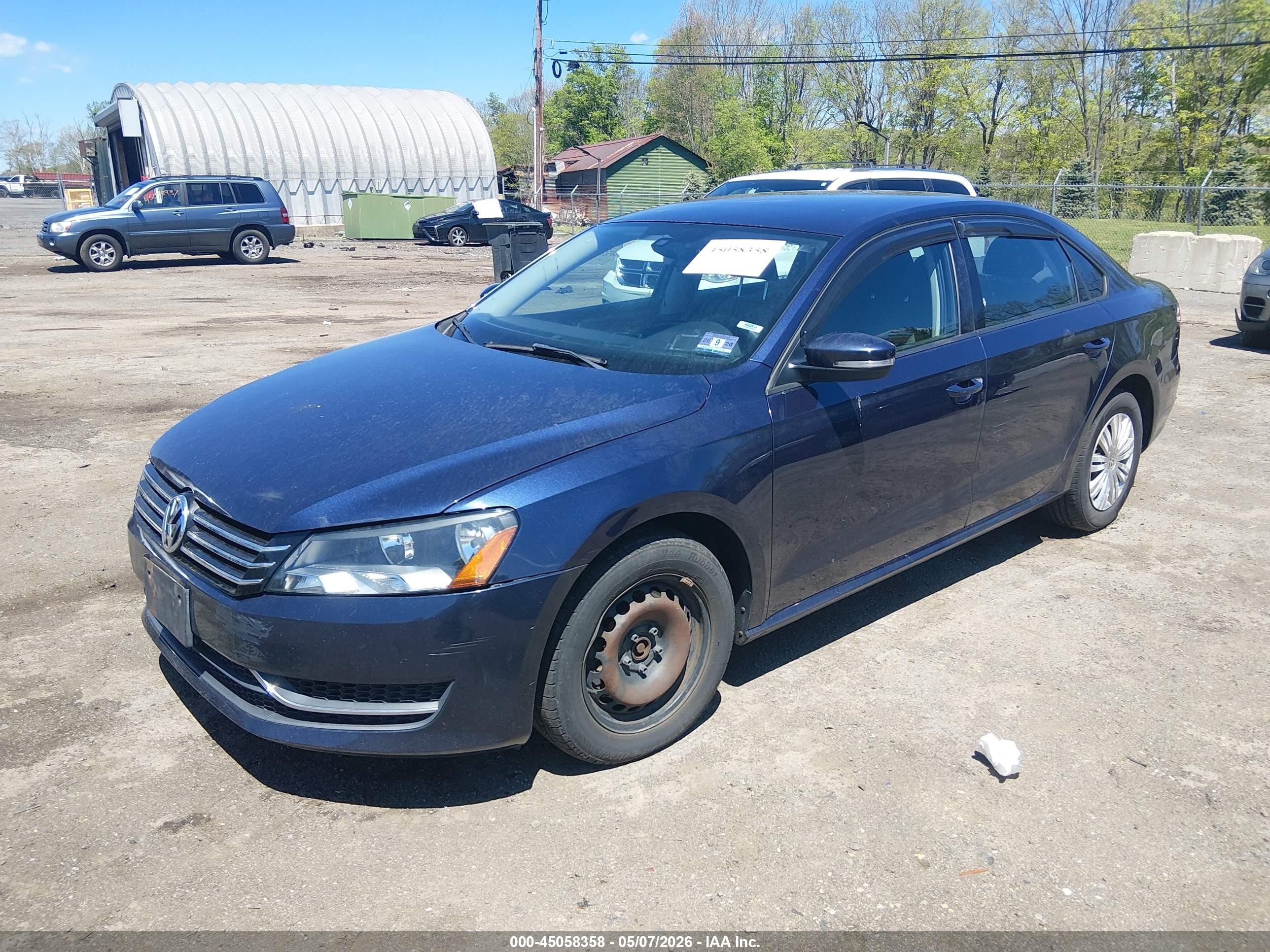 2014 Volkswagen Passat 1.8t S Blue vin: 1VWAT7A38EC046692