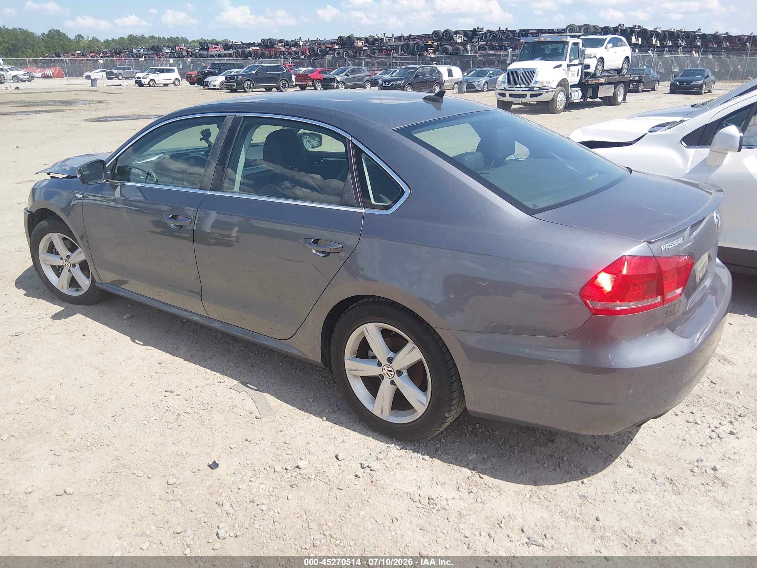 2014 Volkswagen Passat 1.8t Wolfsburg Edition Gray vin: 1VWAT7A38EC049270