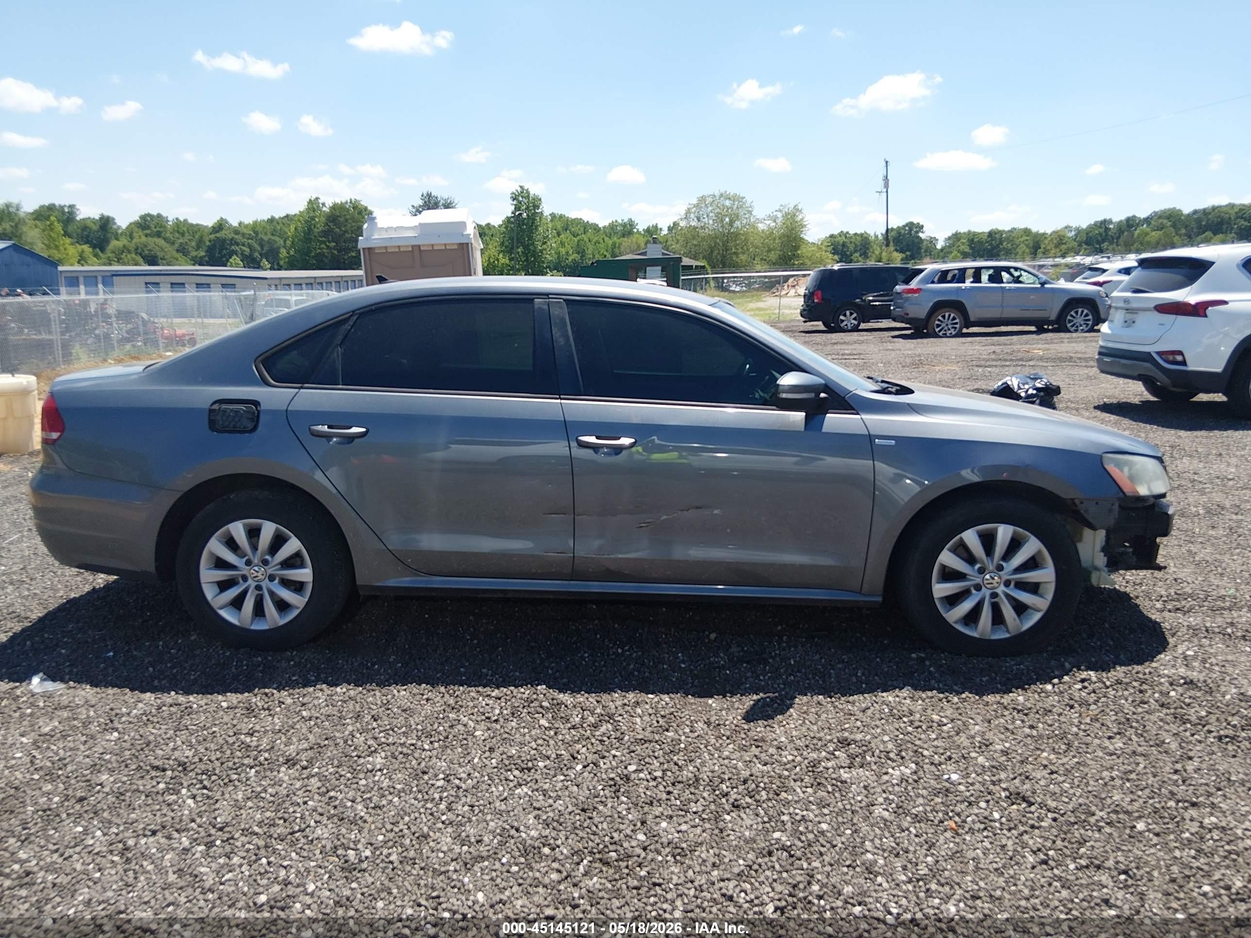 2014 Volkswagen Passat 1.8t Wolfsburg Edition Gray vin: 1VWAT7A38EC099196