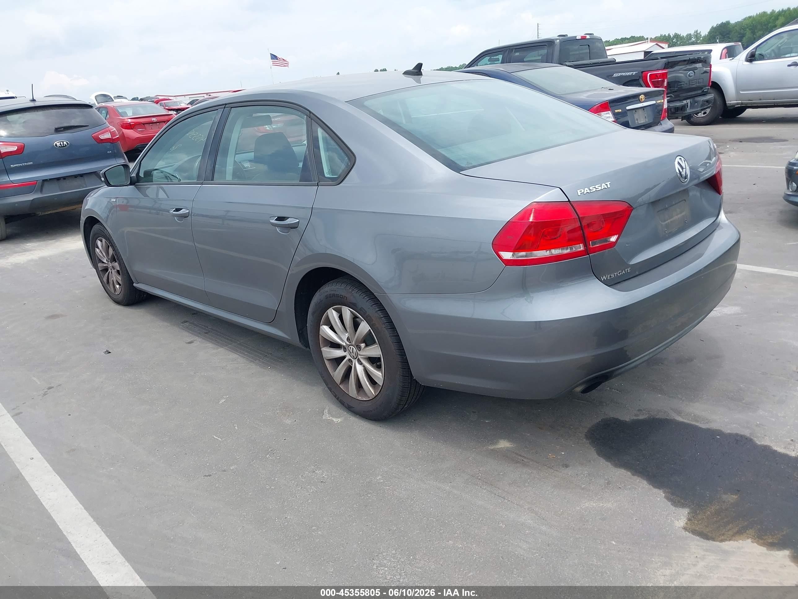 2015 Volkswagen Passat 1.8t Wolfsburg Edition Gray vin: 1VWAT7A38FC026363