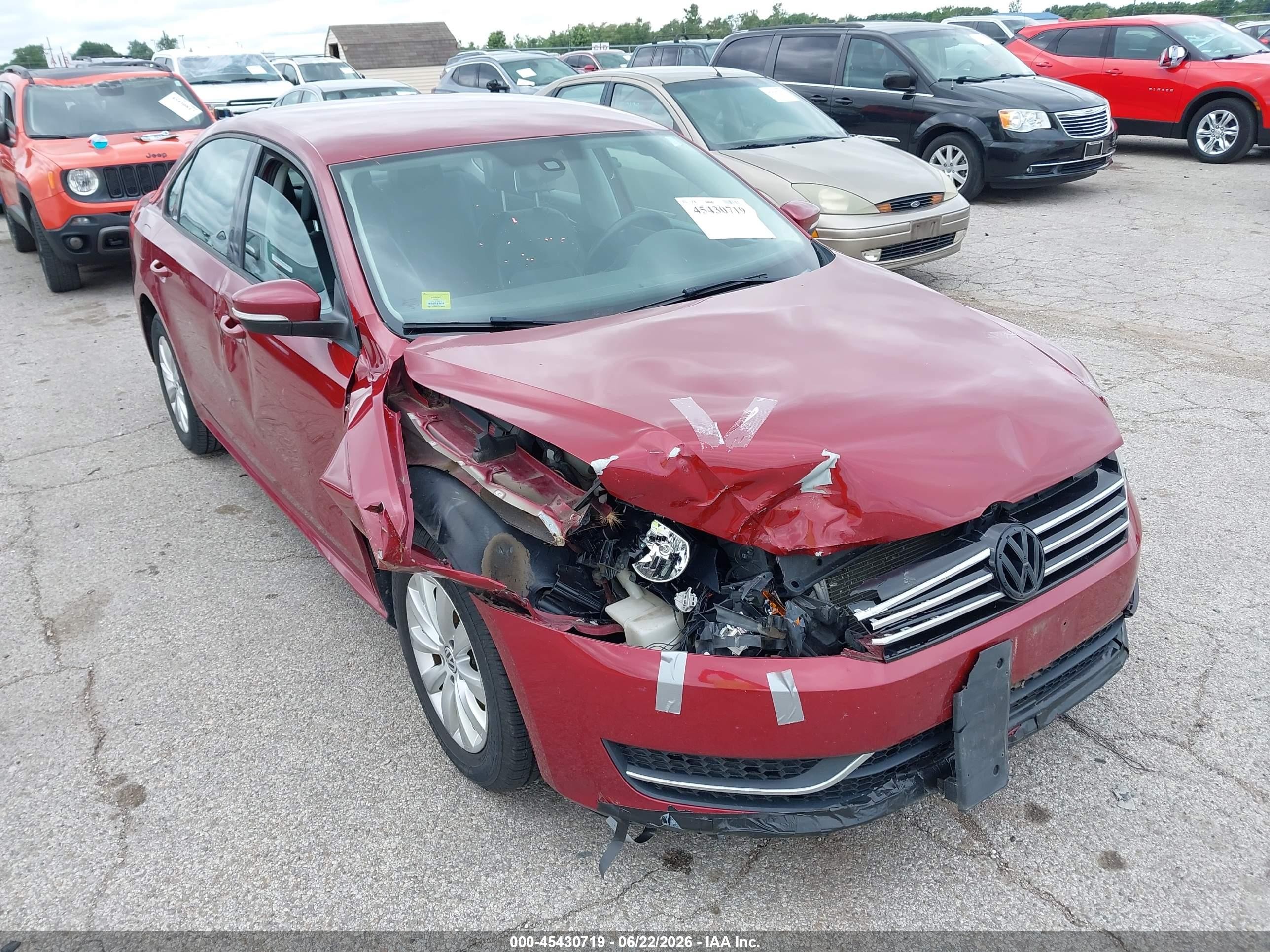 2015 Volkswagen Passat 1.8t Wolfsburg Edition Maroon vin: 1VWAT7A38FC042059