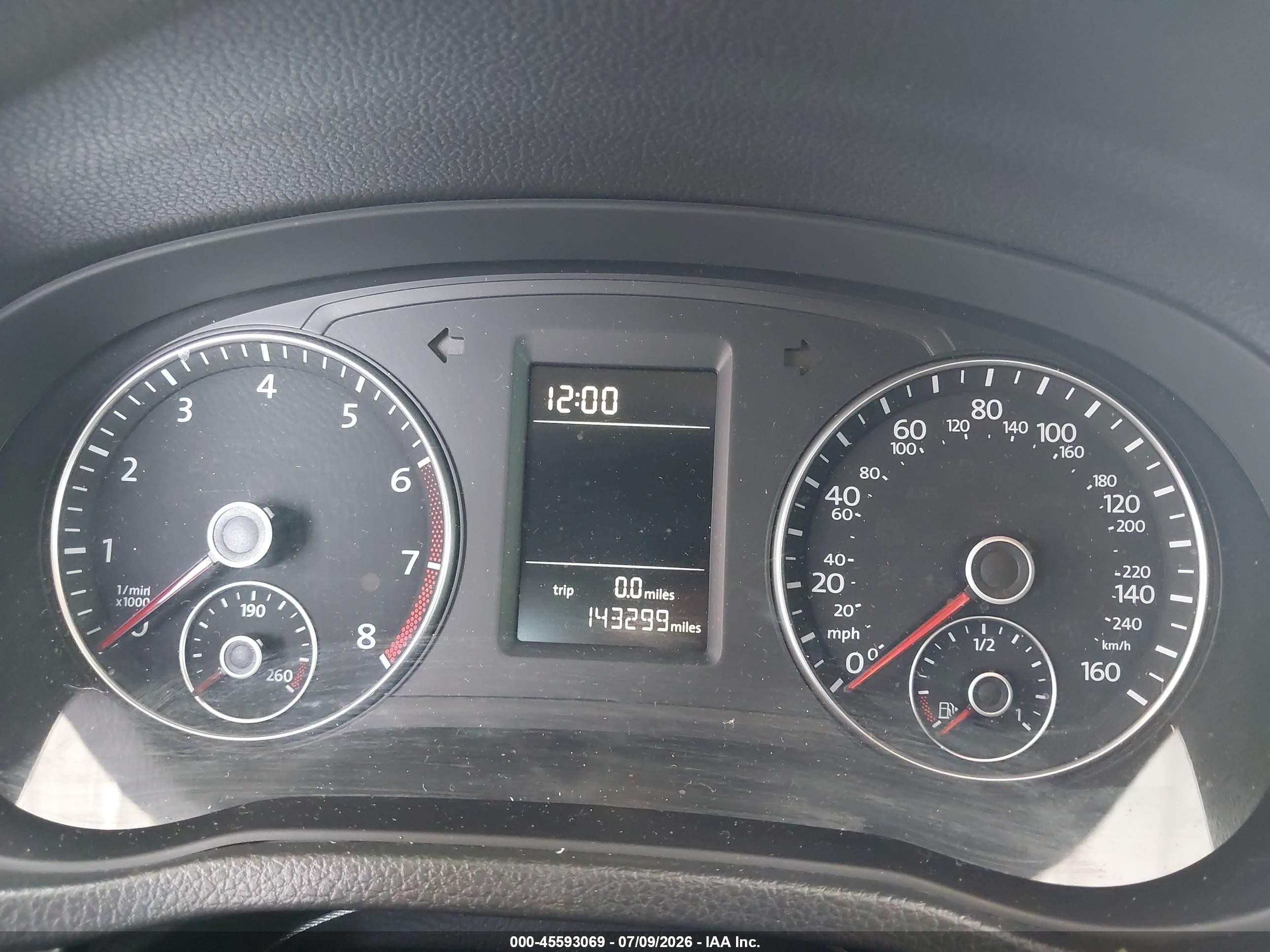 2015 Volkswagen Passat 1.8t S Silver vin: 1VWAT7A38FC064384