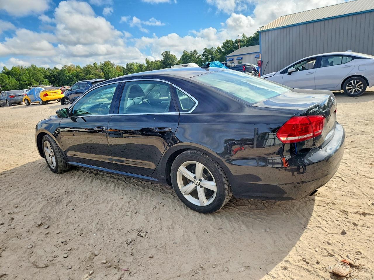 2015 Volkswagen Passat S Black vin: 1VWAT7A38FC087552