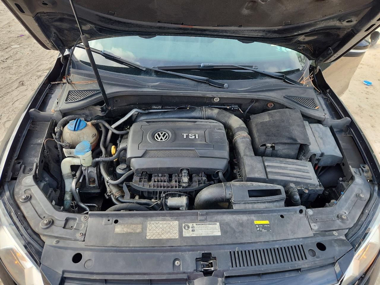 2015 Volkswagen Passat S Black vin: 1VWAT7A38FC087552