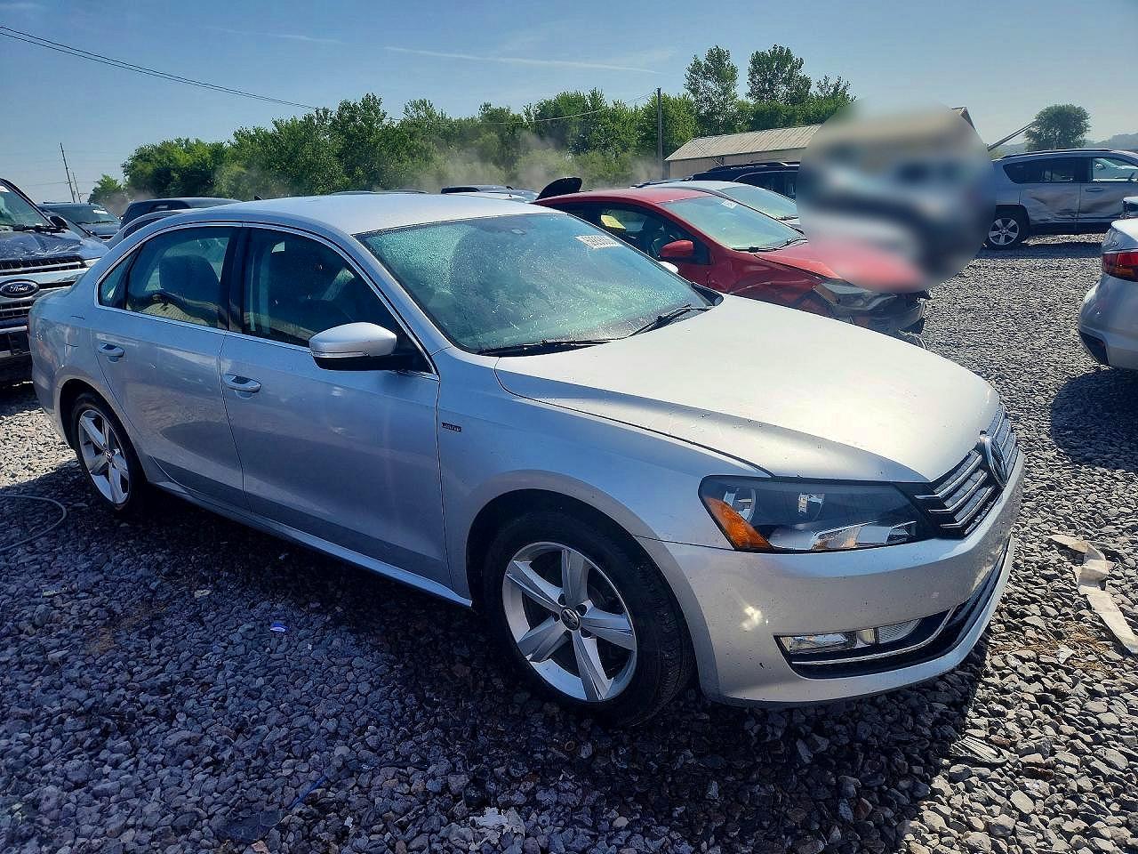 2015 Volkswagen Passat S Silver vin: 1VWAT7A38FC121554