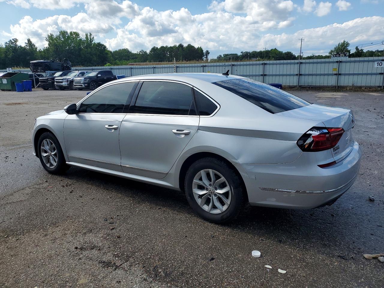 2017 Volkswagen Passat S Silver vin: 1VWAT7A38HC058765