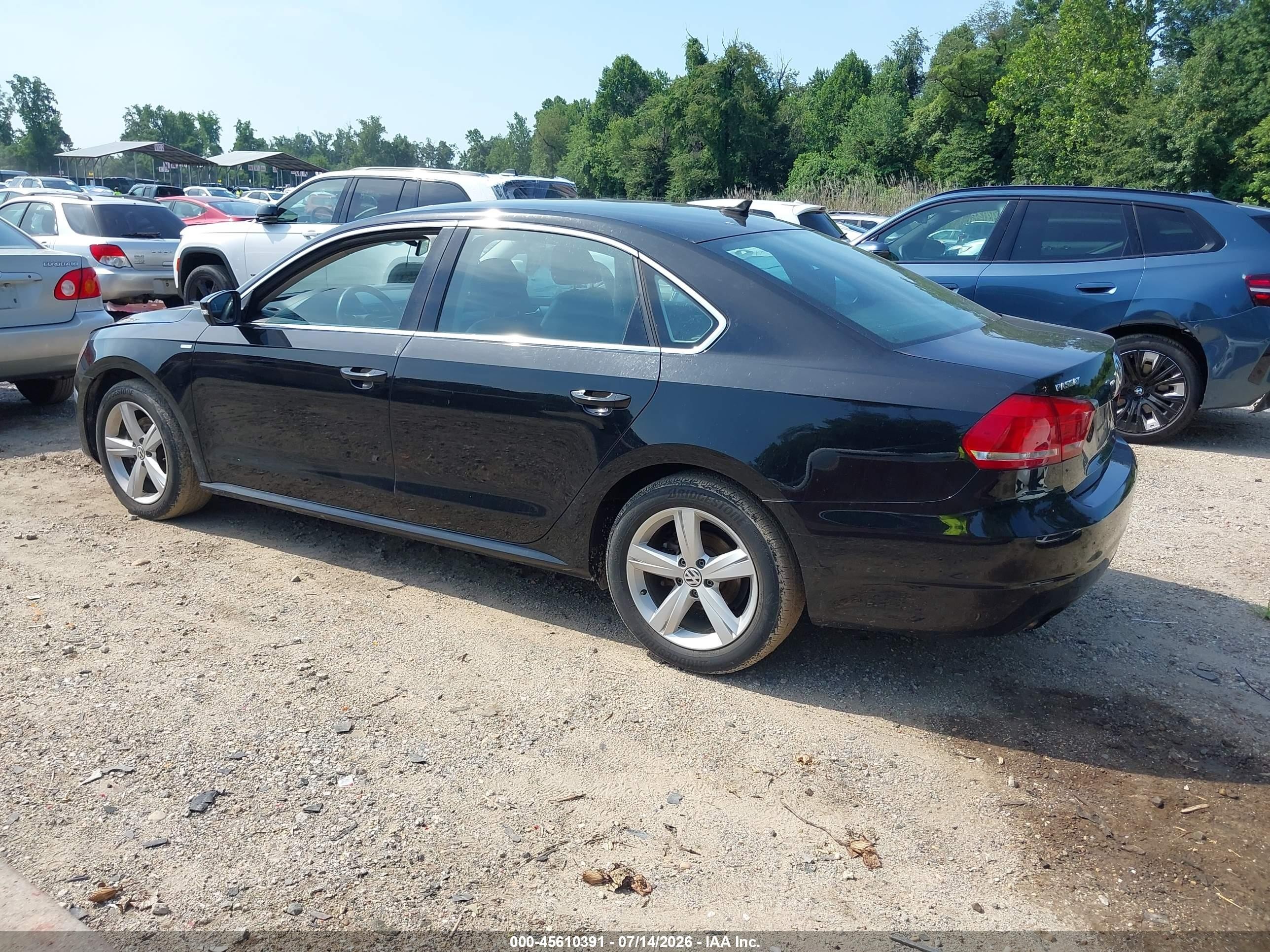 2014 Volkswagen Passat 1.8t Wolfsburg Edition Black vin: 1VWAT7A39EC039069