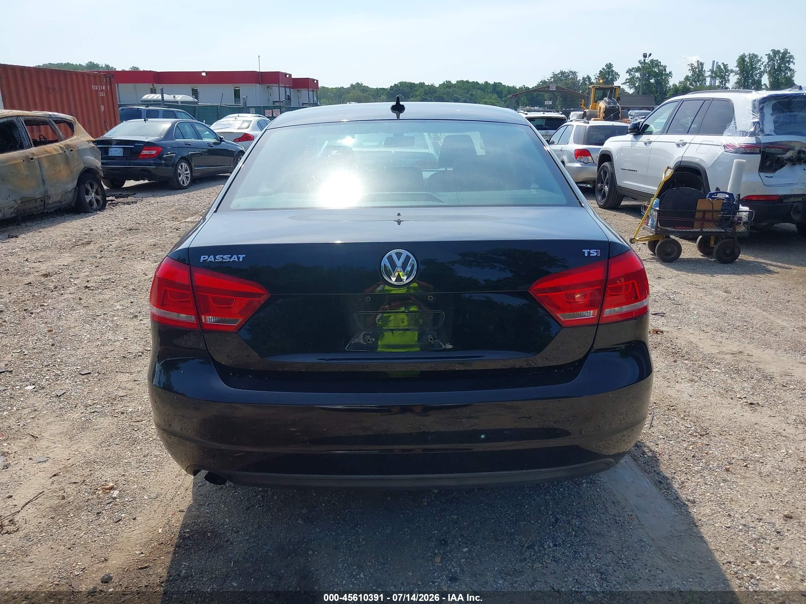 2014 Volkswagen Passat 1.8t Wolfsburg Edition Black vin: 1VWAT7A39EC039069