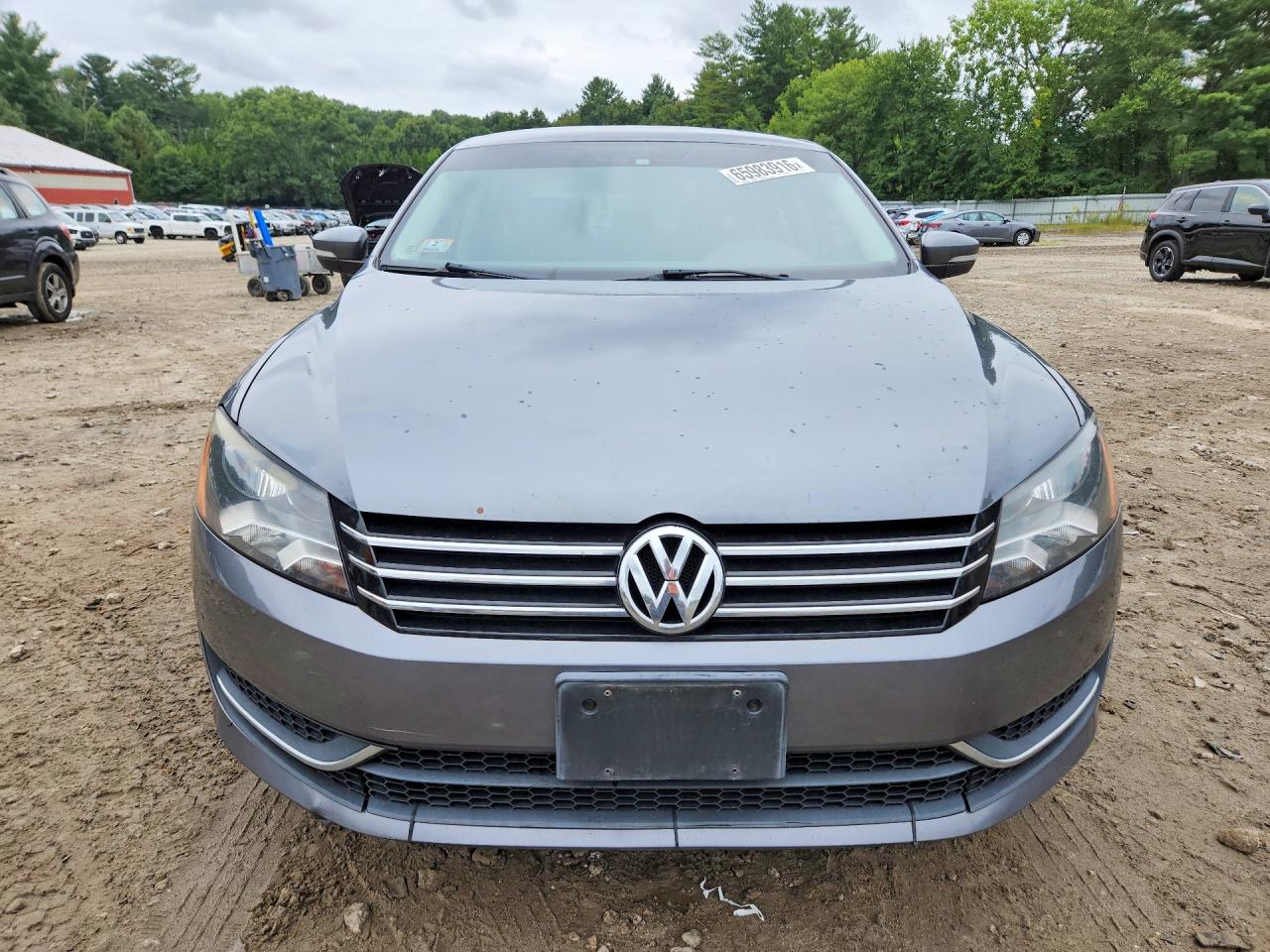 2014 Volkswagen Passat S Серый vin: 1VWAT7A39EC049343