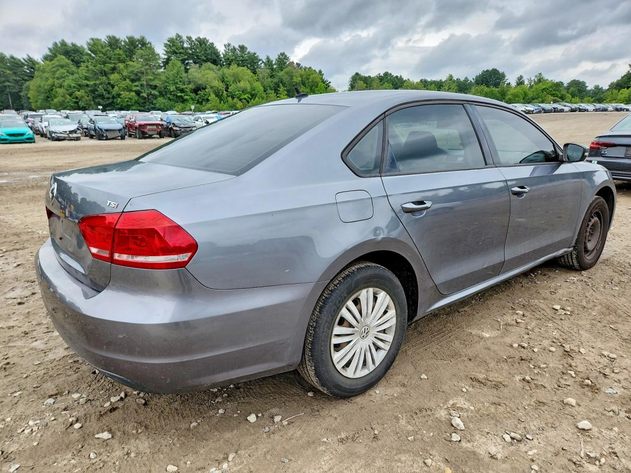 2014 Volkswagen Passat S Серый vin: 1VWAT7A39EC049343