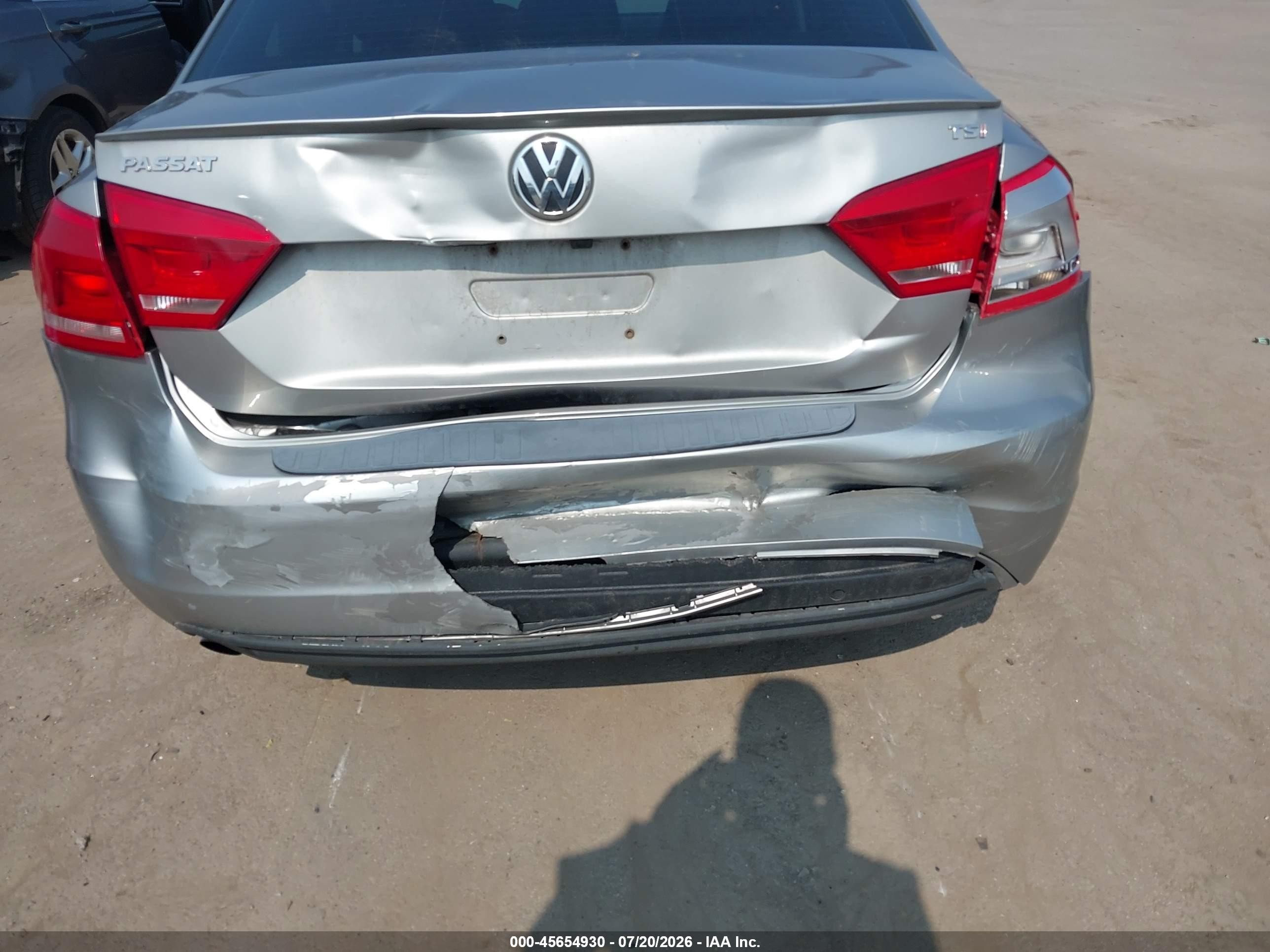 2014 Volkswagen Passat 1.8t S Gray vin: 1VWAT7A39EC060794