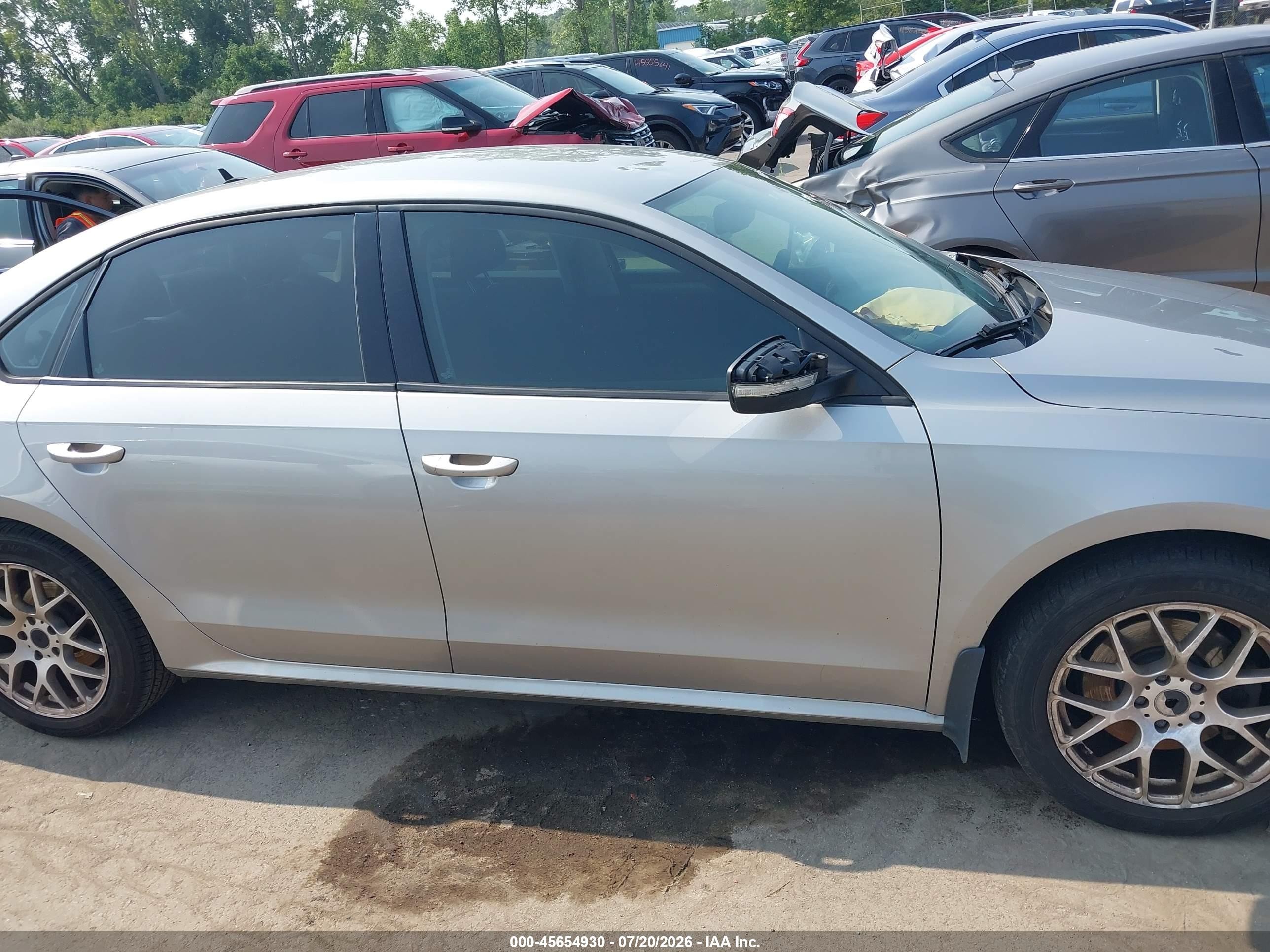 2014 Volkswagen Passat 1.8t S Gray vin: 1VWAT7A39EC060794