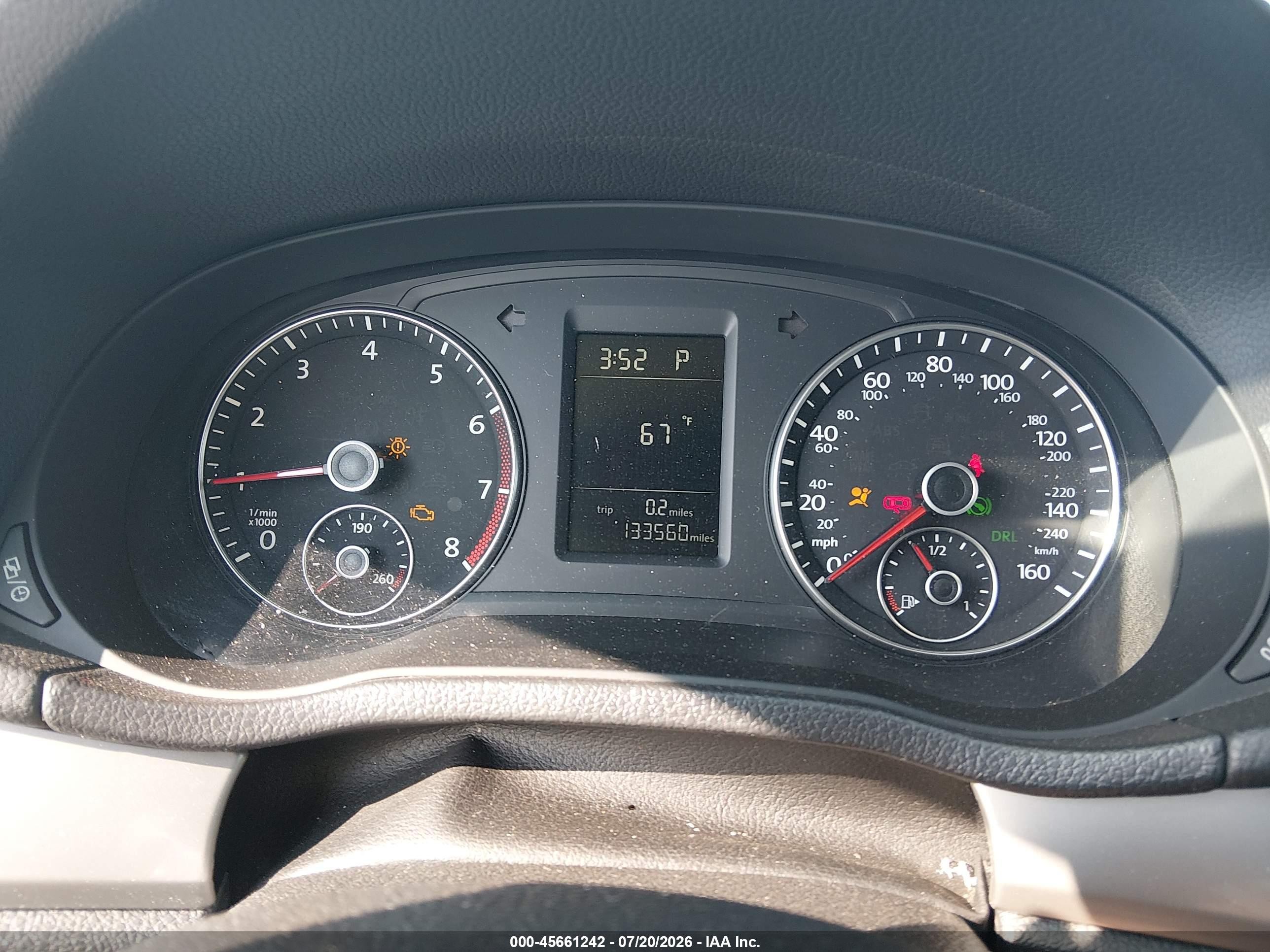2014 Volkswagen Passat 1.8t Wolfsburg Edition Белый vin: 1VWAT7A39EC100811