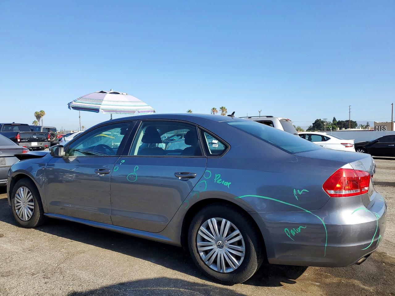 2015 Volkswagen Passat S Gray vin: 1VWAT7A39FC074406
