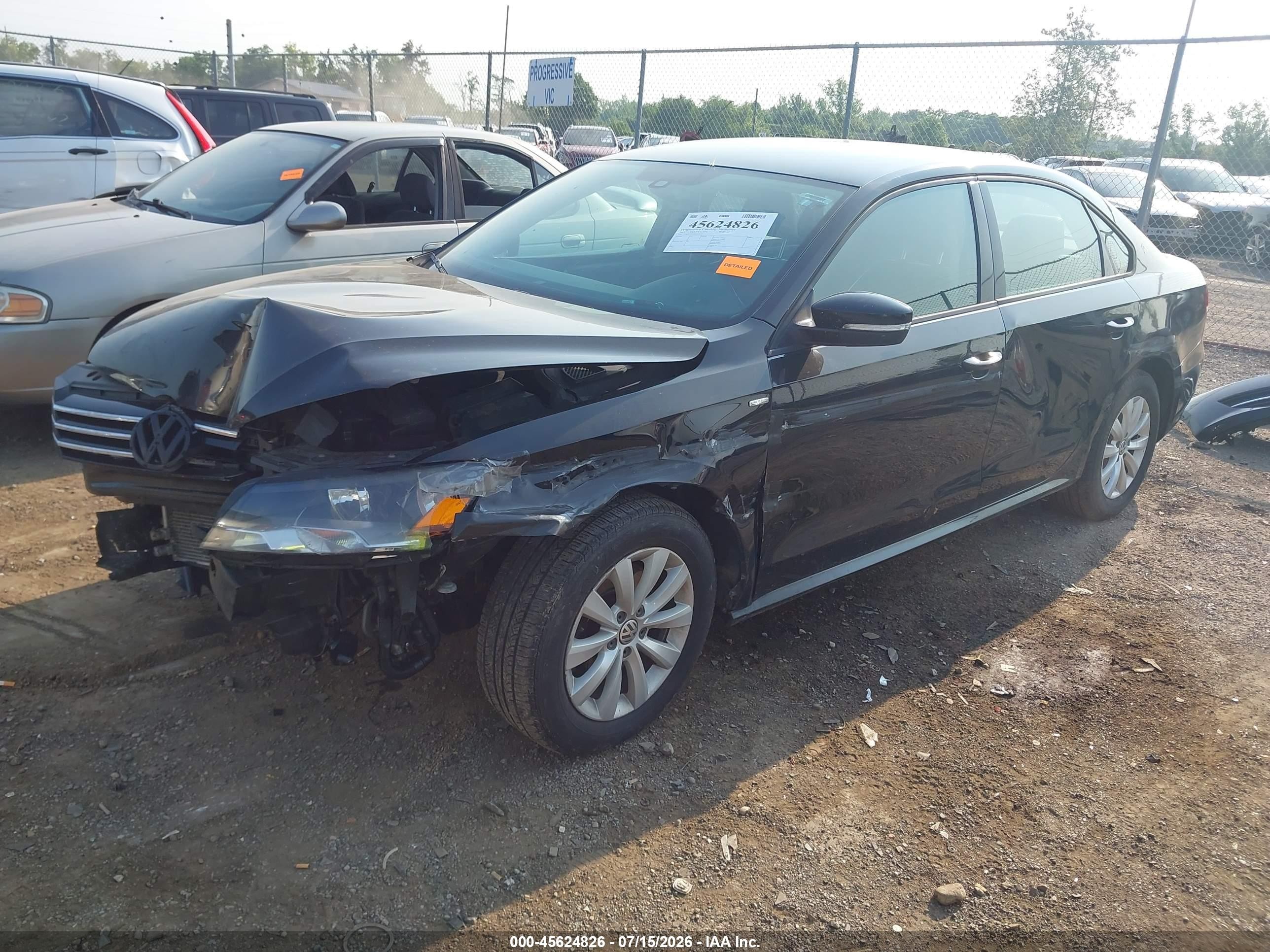 2015 Volkswagen Passat 1.8t Wolfsburg Edition Черный vin: 1VWAT7A39FC078732