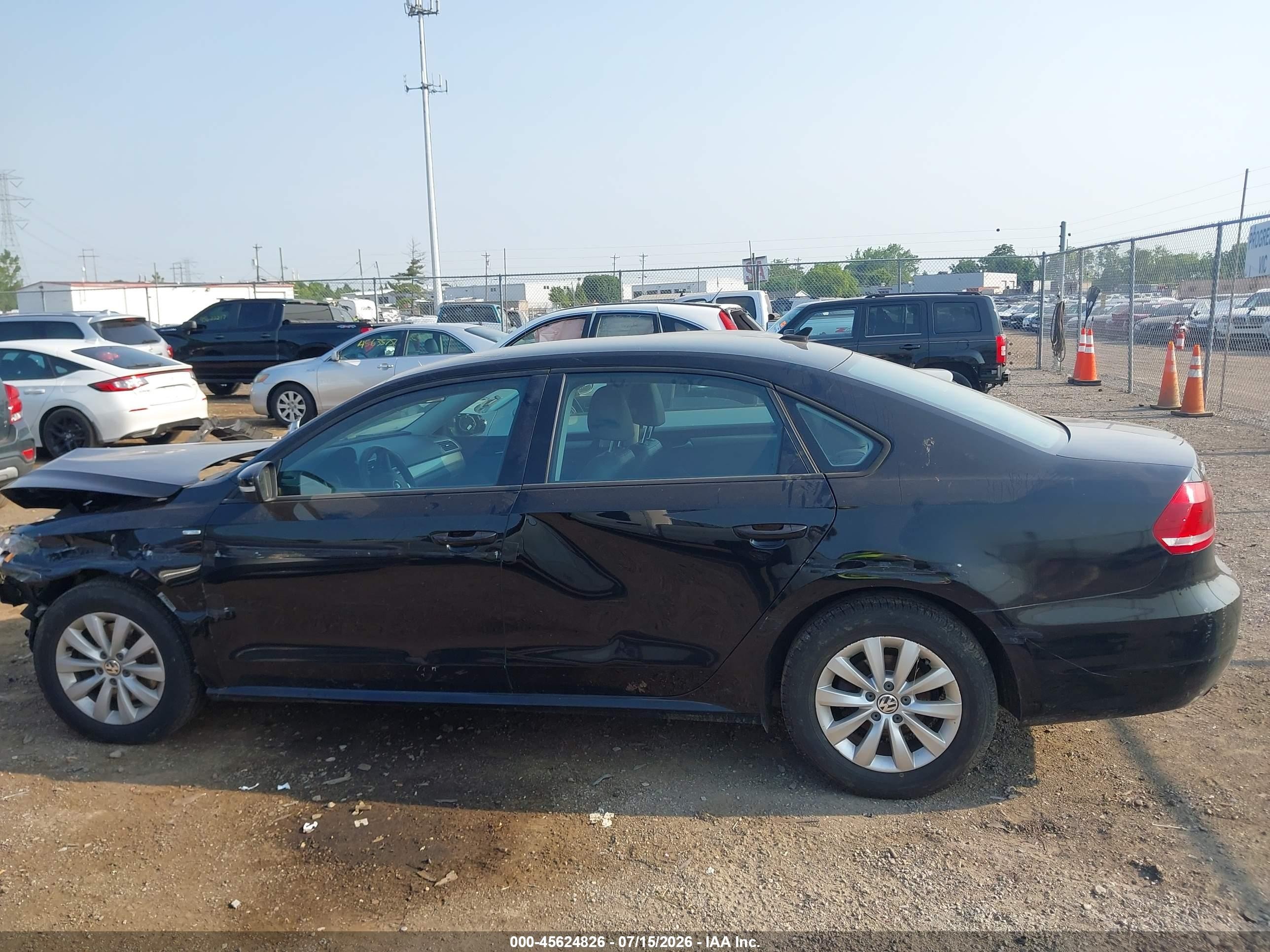 2015 Volkswagen Passat 1.8t Wolfsburg Edition Черный vin: 1VWAT7A39FC078732