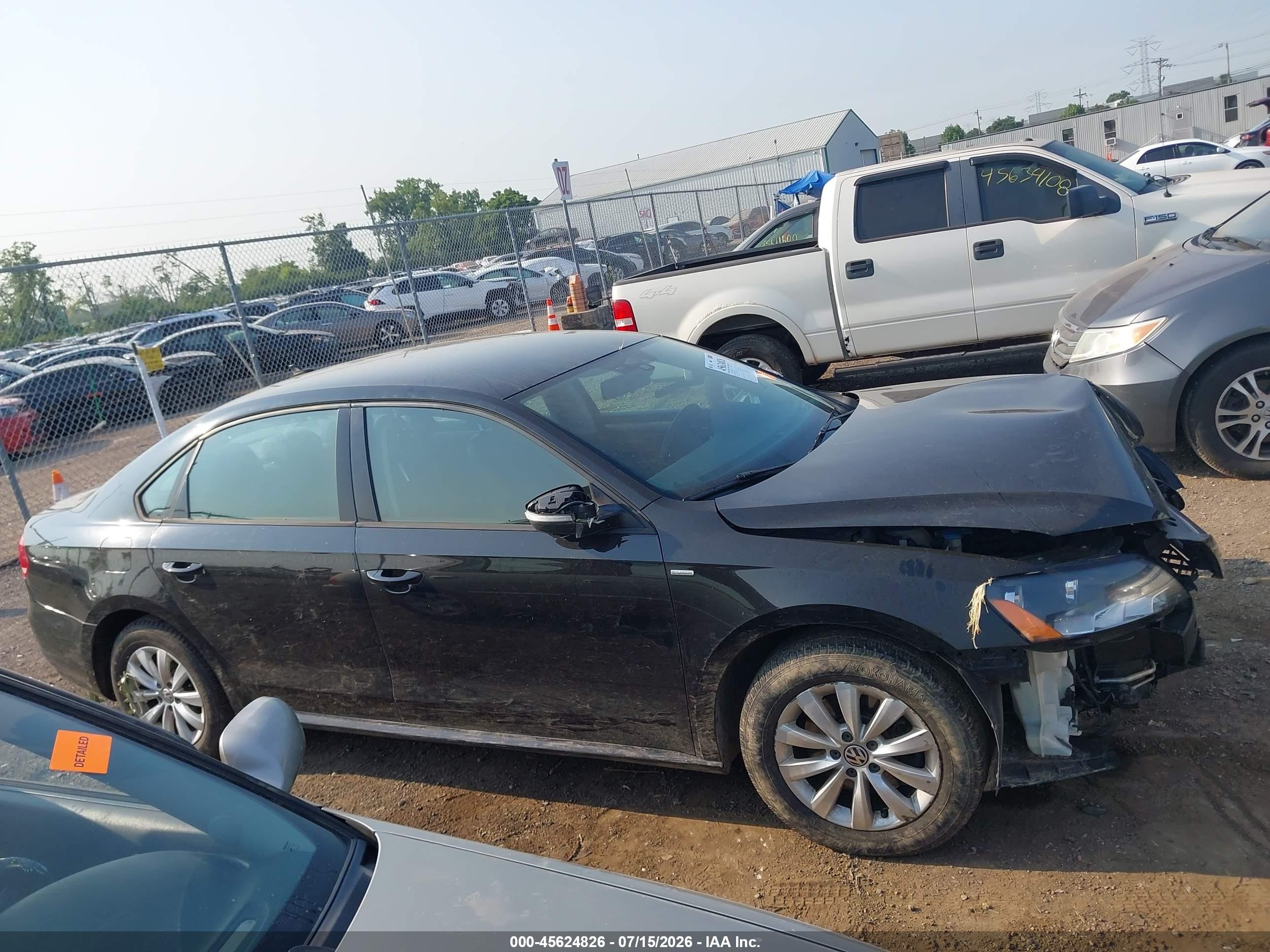 2015 Volkswagen Passat 1.8t Wolfsburg Edition Черный vin: 1VWAT7A39FC078732