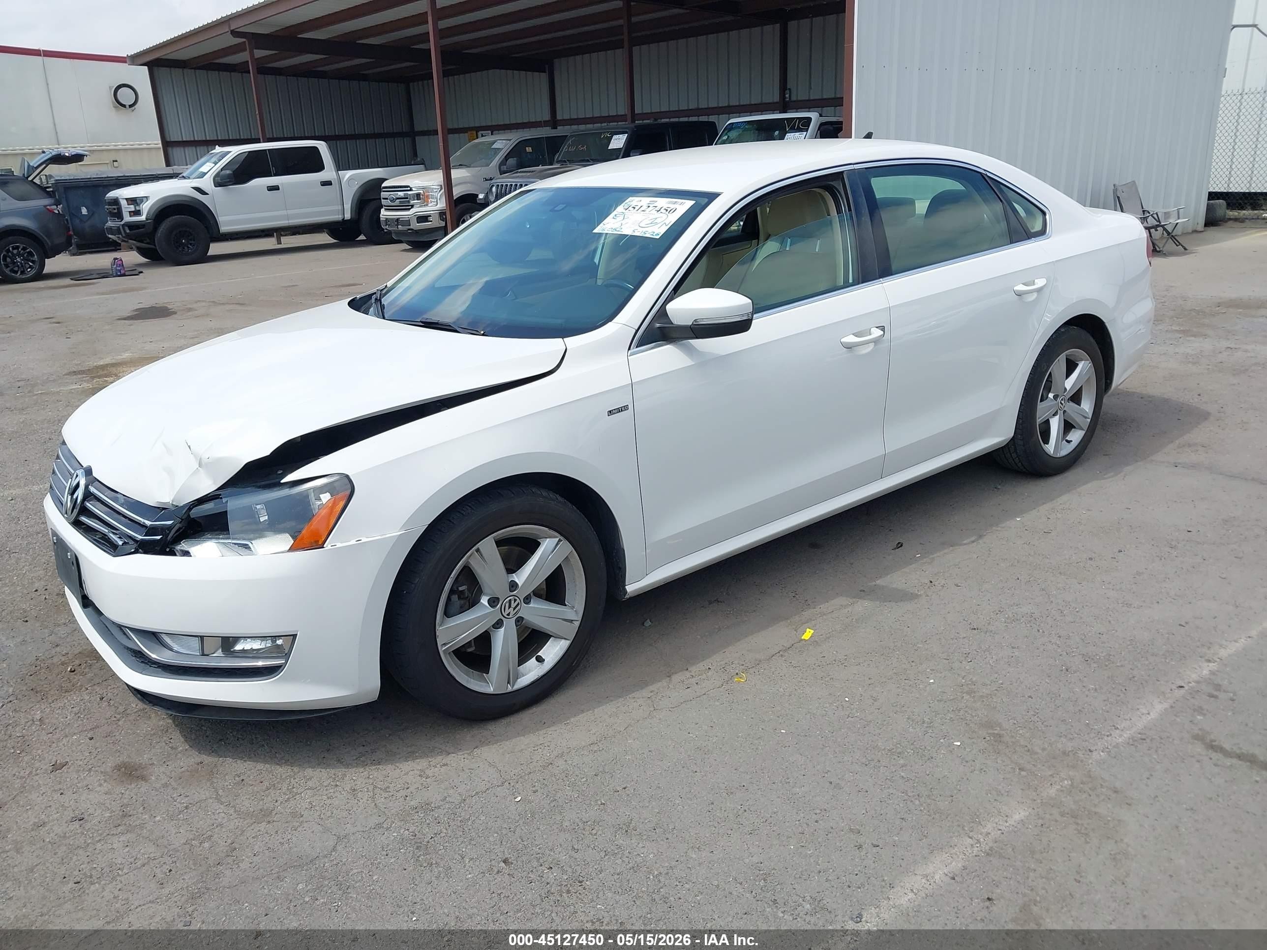 2015 Volkswagen Passat 1.8t Limited Edition White vin: 1VWAT7A39FC110000