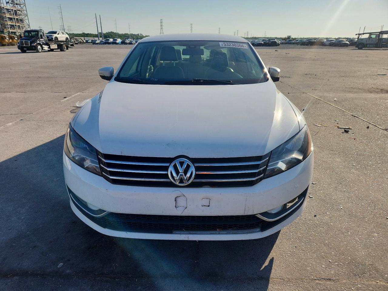 2015 Volkswagen Passat S White vin: 1VWAT7A39FC112099