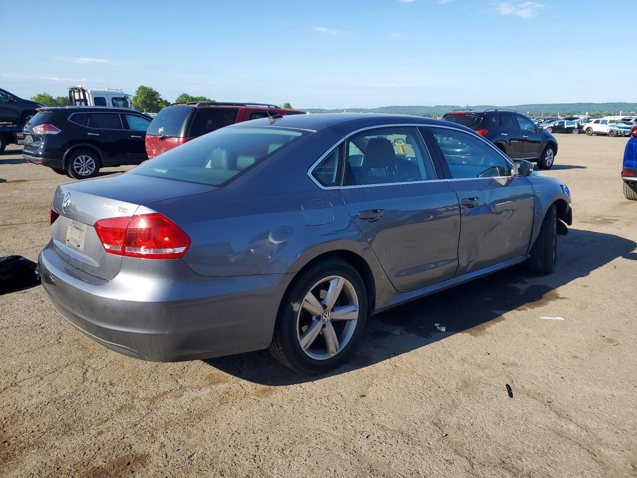 2015 Volkswagen Passat S Gray vin: 1VWAT7A39FC117710