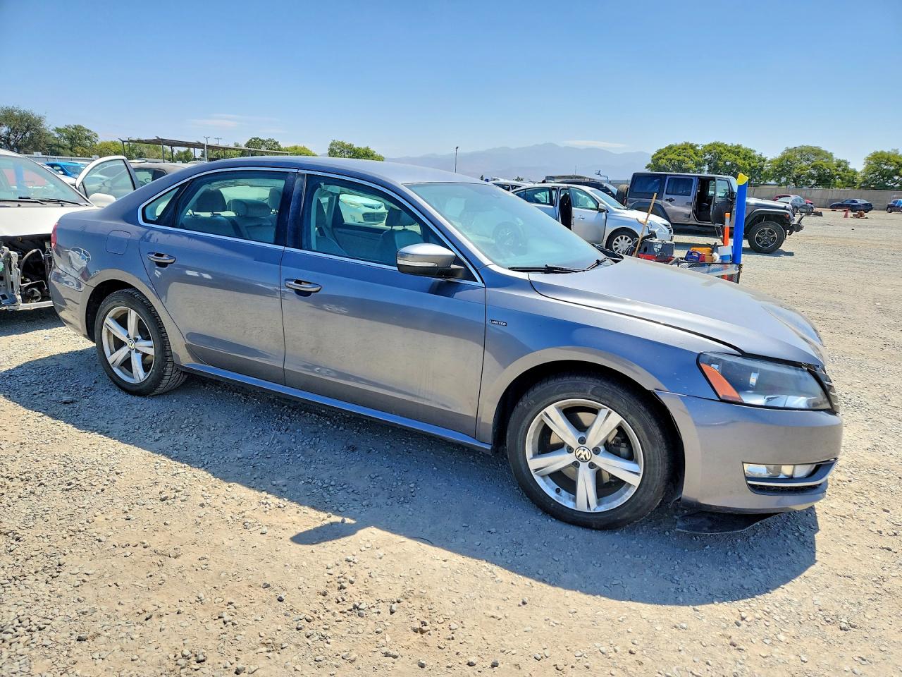 2015 Volkswagen Passat S Silver vin: 1VWAT7A39FC118016